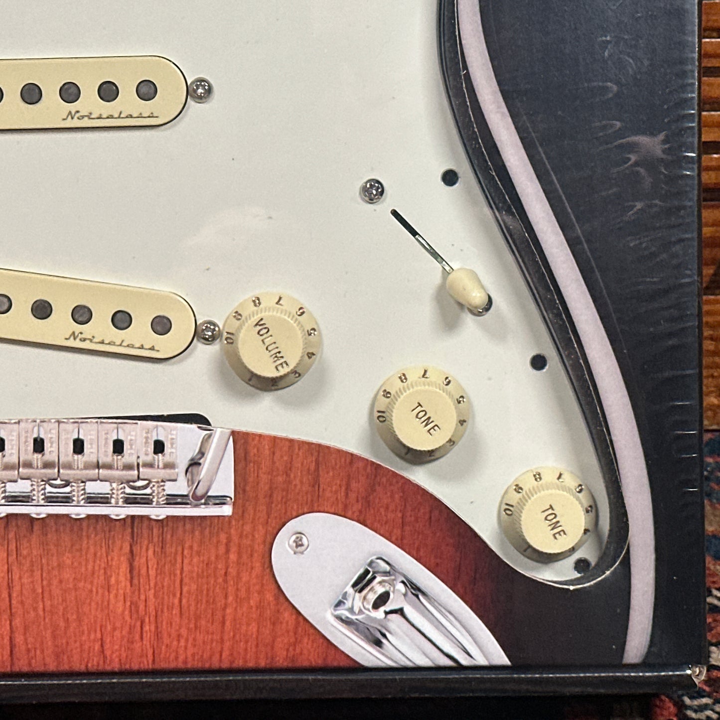 Fender Pre-Wired Stratocaster Vintage Noiseless SSS Pickups & 3-Ply Parchment Pickguard 0992344509