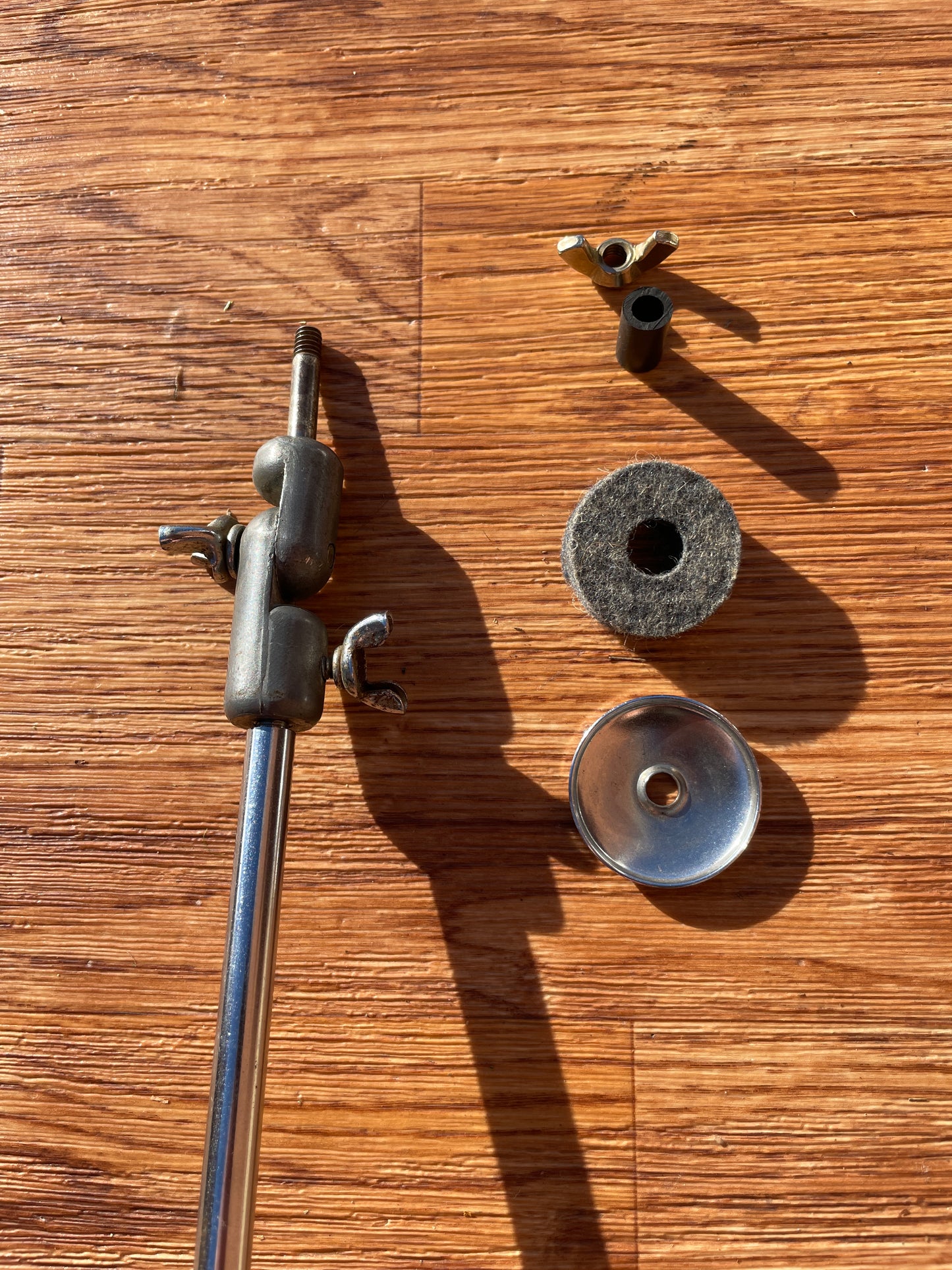 1960s Slingerland No. 33F Flush Base Cymbal Stand #1