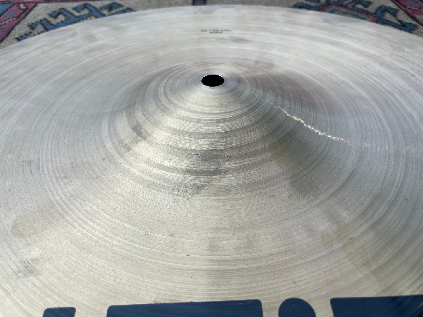 20" UFIP Class Series Ride Cymbal 2186g