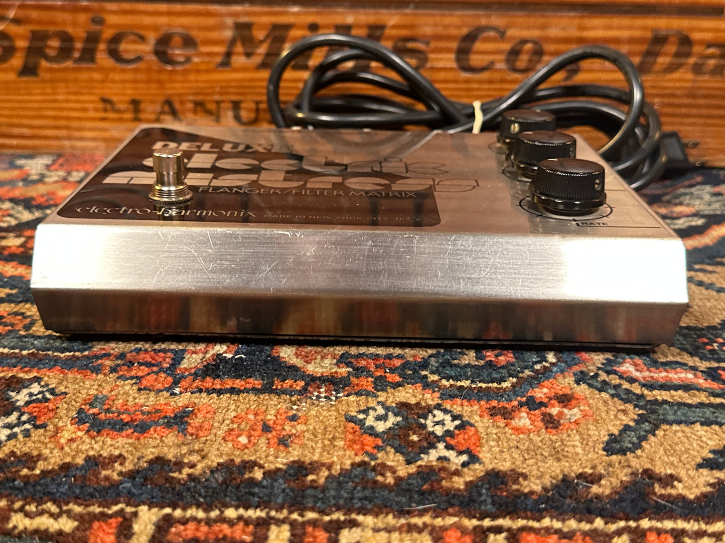 Electro-Harmonix Deluxe Electric Mistress V4 Reissue EC1000