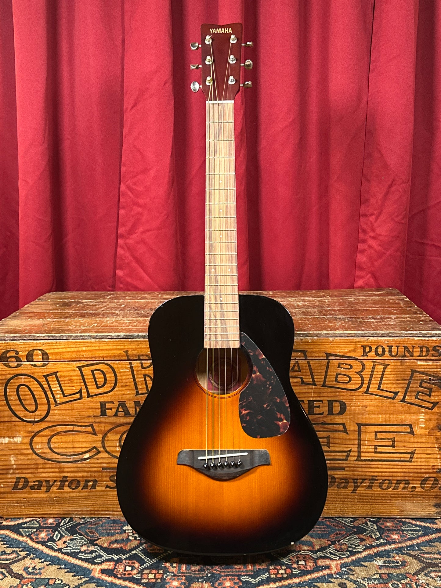 Yamaha FG Junior 3/4 Size Acoustic Guitar Sunburst JR2 w/ Original Gig Bag