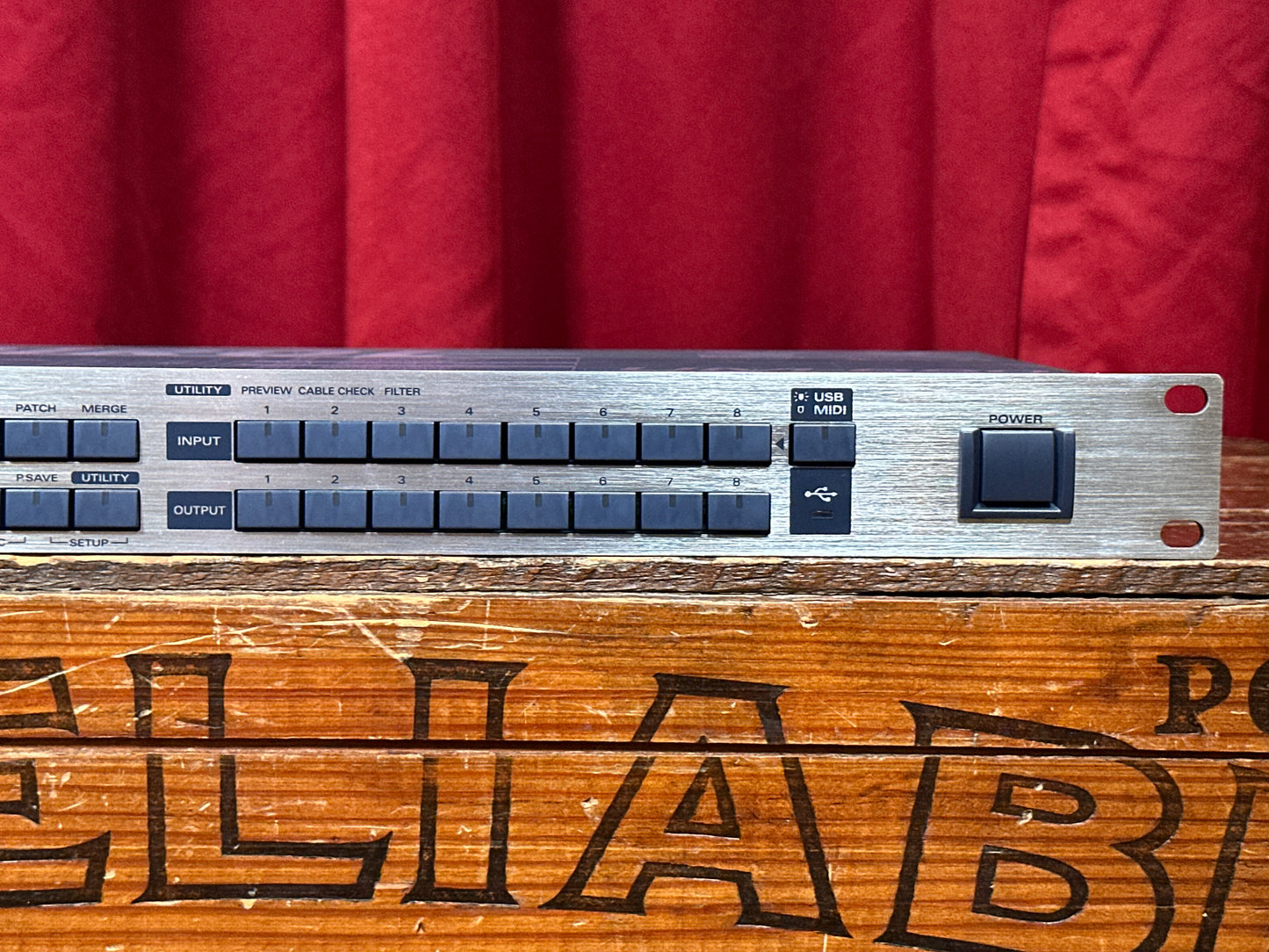 Edirol UM-880 8 In / 8 Out USB MIDI Interface Patcher