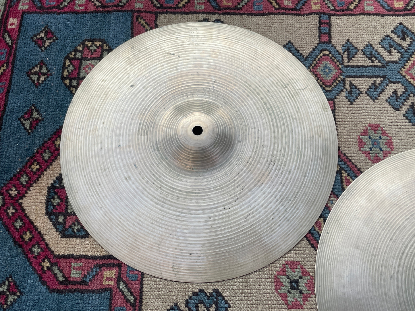14" Zildjian A 1970s New Beat Hi-Hat Cymbal Pair 1072g/1542g *Video Demo*