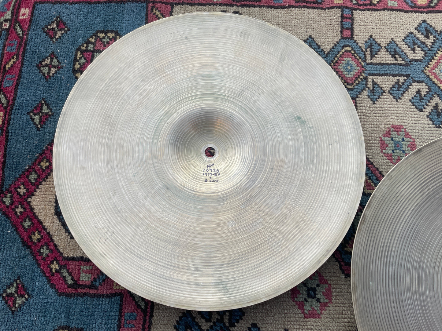 14" Zildjian A 1970s New Beat Hi-Hat Cymbal Pair 1072g/1542g *Video Demo*