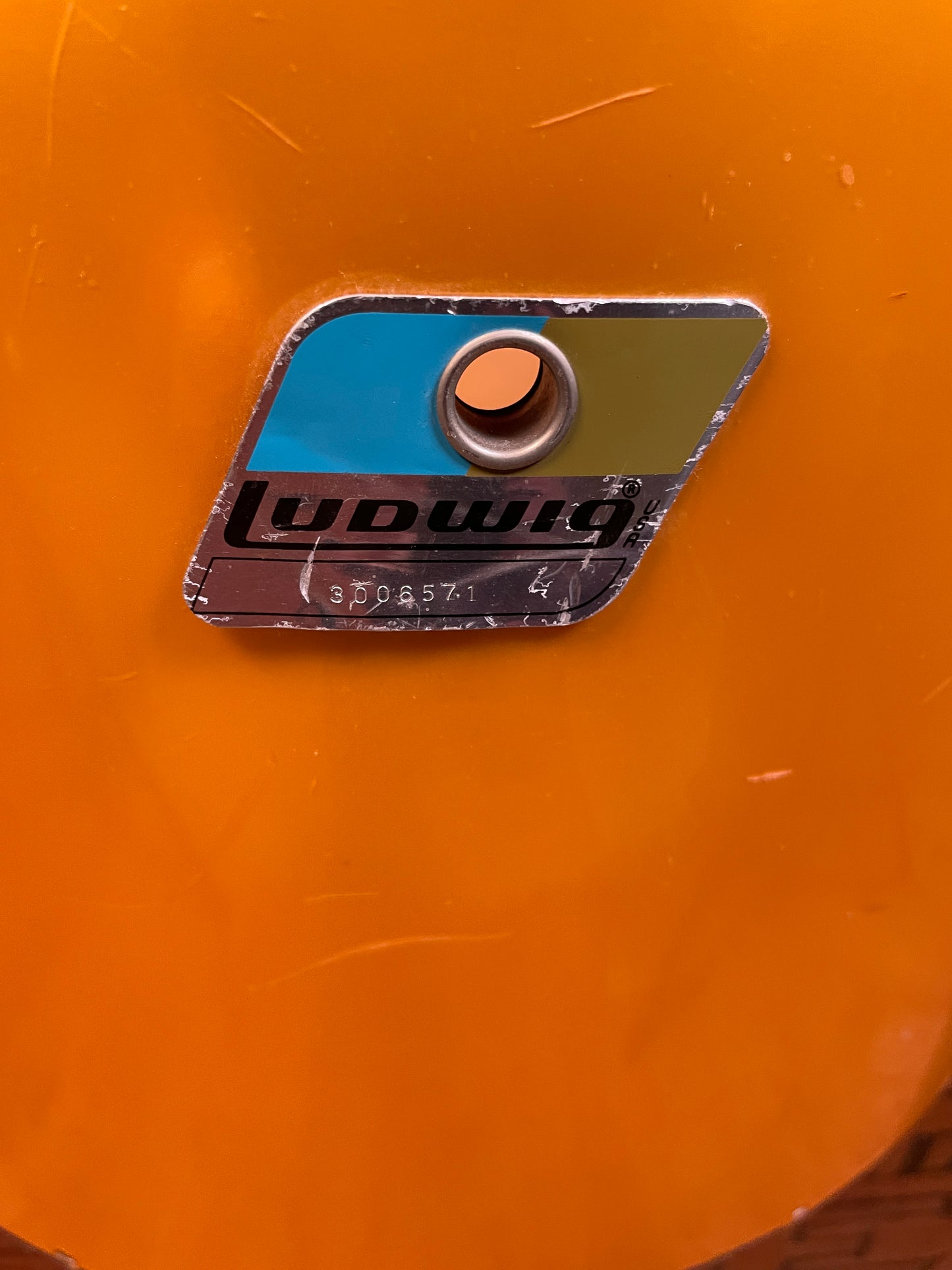 1980s Ludwig 9x13 Concert Tom Drum Shell Gold Silk 6-Ply