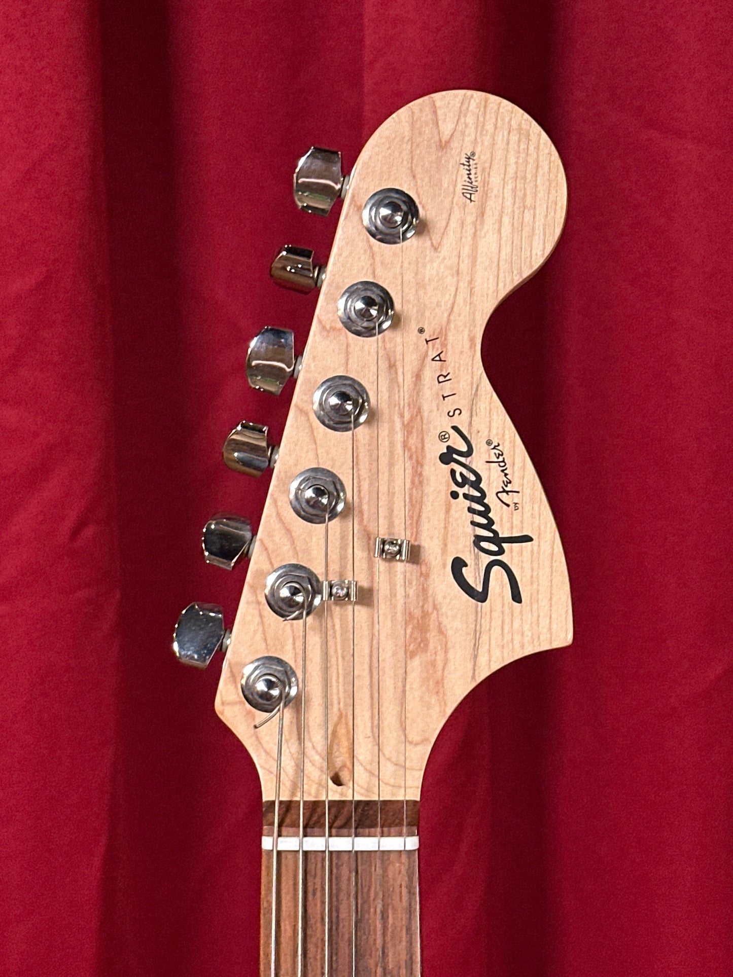 2003 Fender Squier Affinity Stratocaster Electric Guitar Arctic White Custom Painted