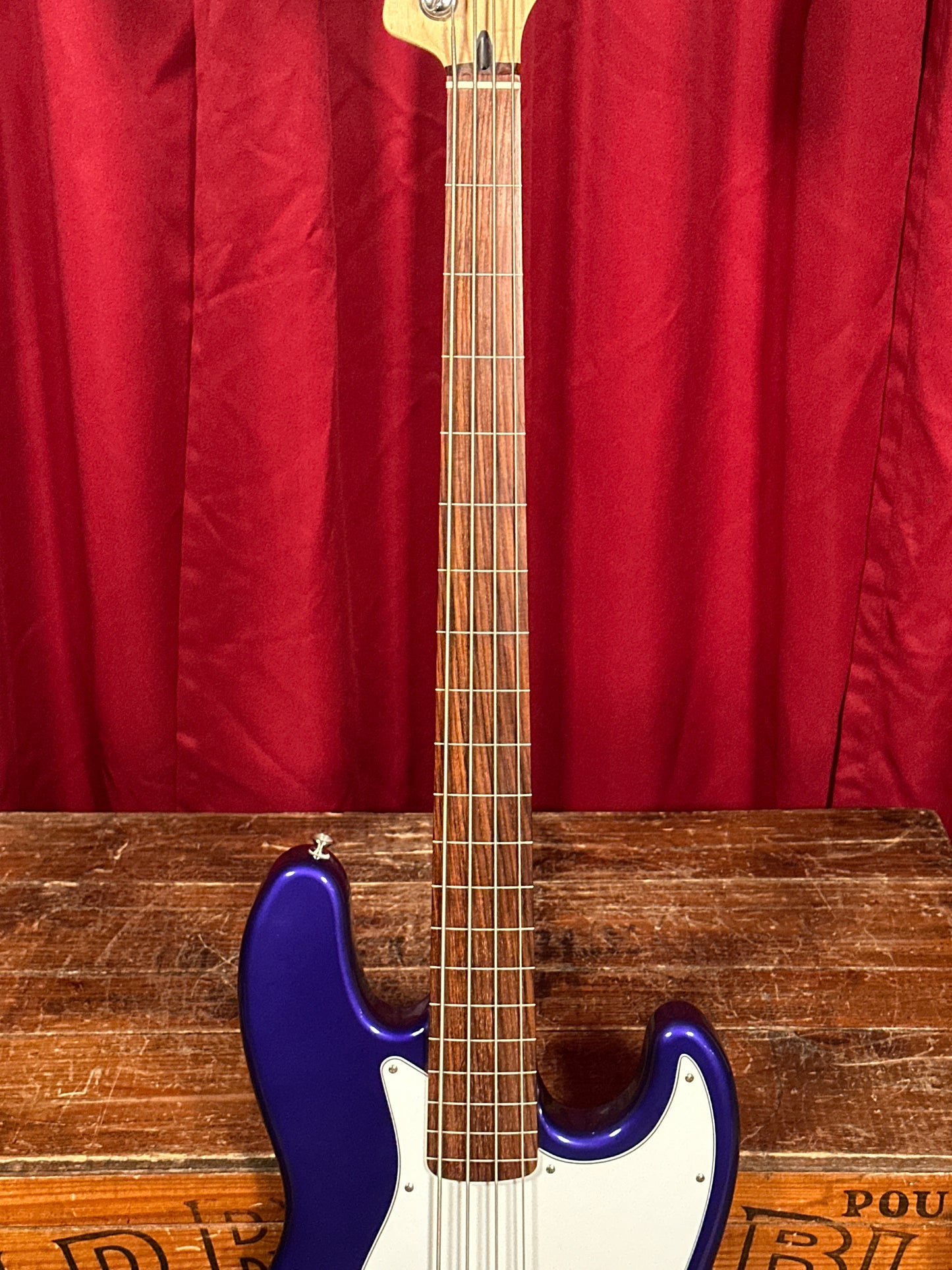 1998 Fender MIM Fretless Standard Jazz Bass Guitar Midnight Blue