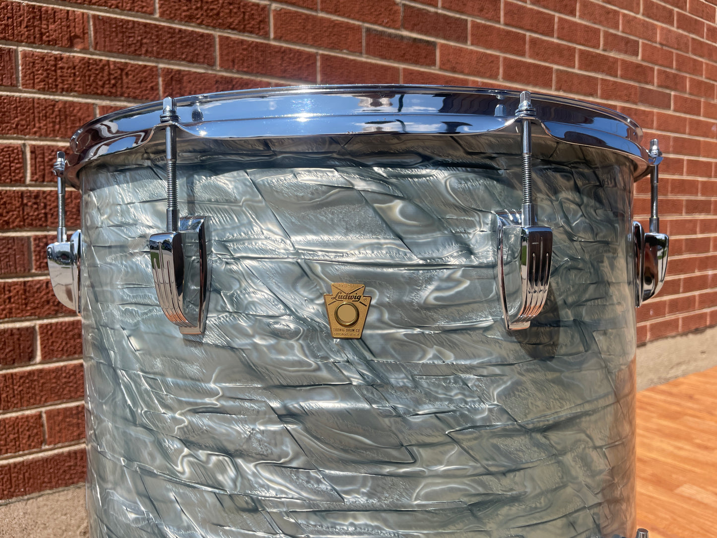 1966 Ludwig 16x18 Floor Tom Drum Sky Blue Pearl