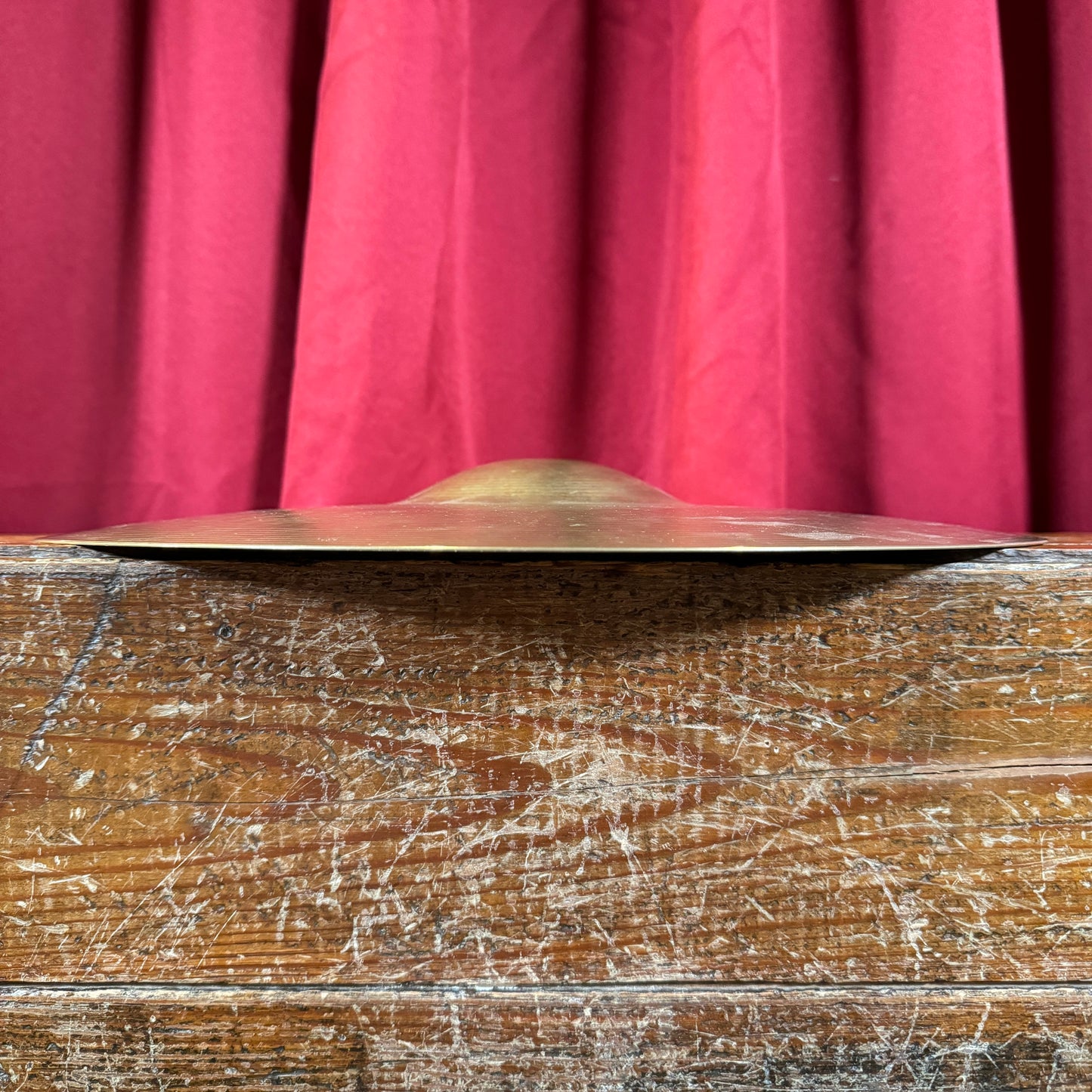 16" Zildjian Classic Orchestral Selection Medium-Heavy Crash Cymbal 1490g *Video Demo*