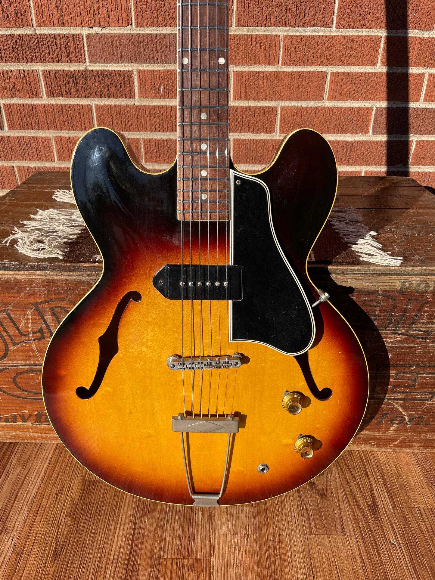 1962 Gibson ES-330T Hollowbody Electric Guitar Sunburst ES330