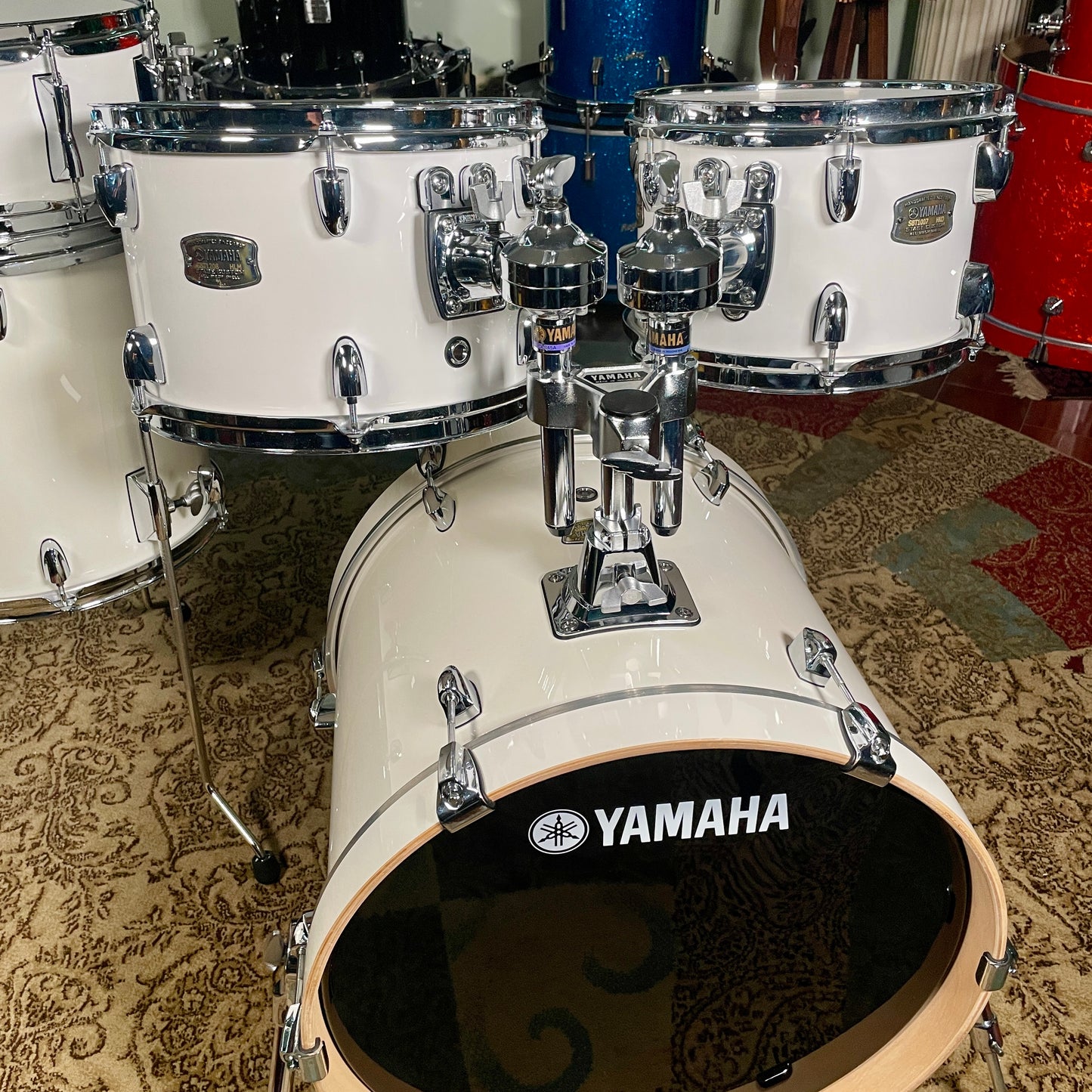 Yamaha Stage Custom Birch 4pc Drum Set Classic White 18/10/12/14