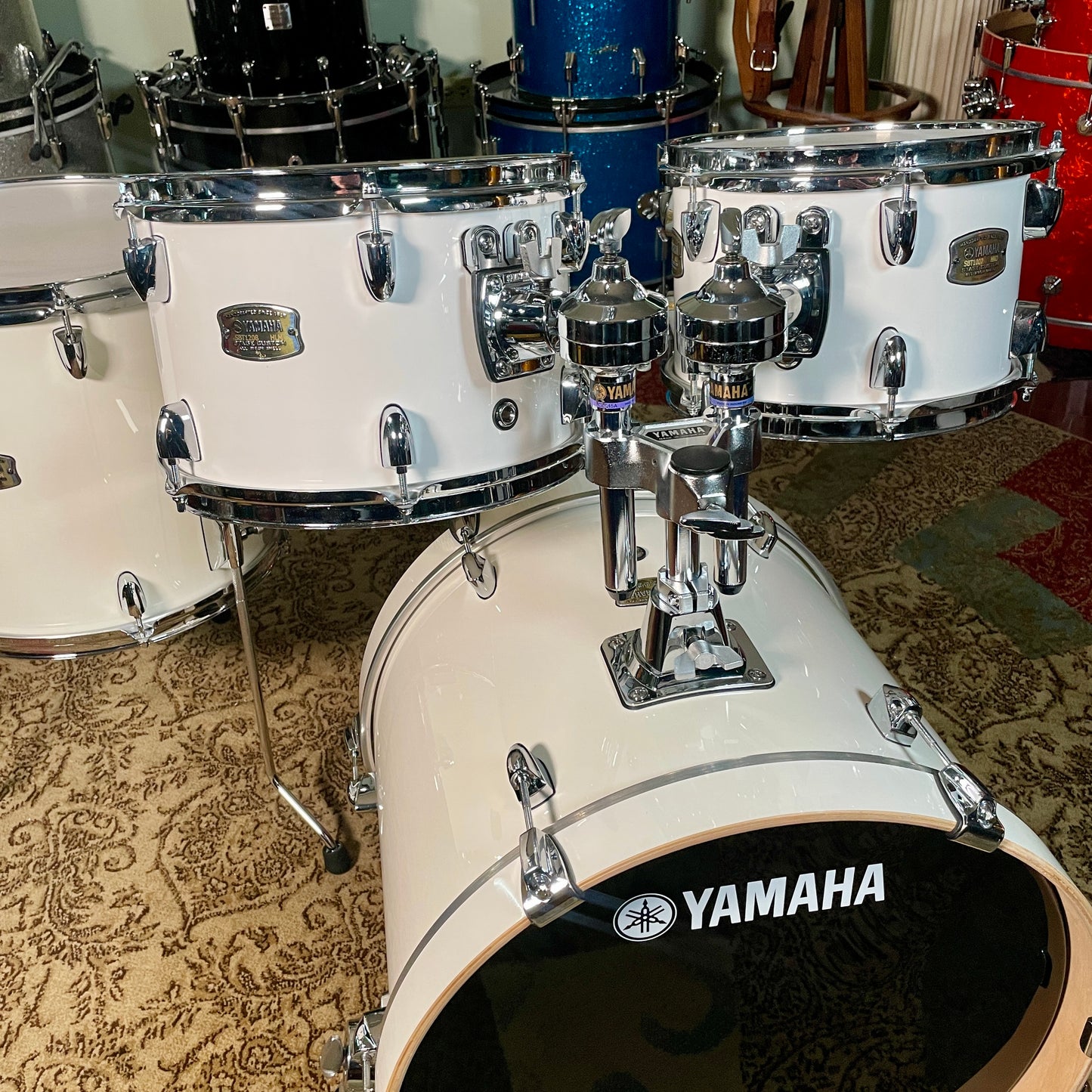 Yamaha Stage Custom Birch 4pc Drum Set Classic White 18/10/12/14