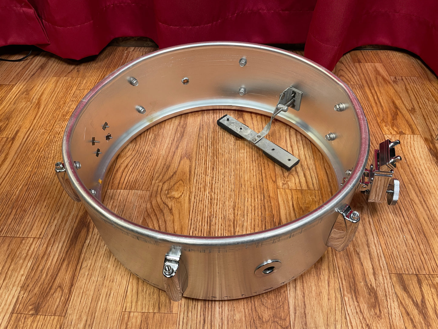 1960s Gretsch 4106 6T 5x14 Brushed Aluminum Snare Drum