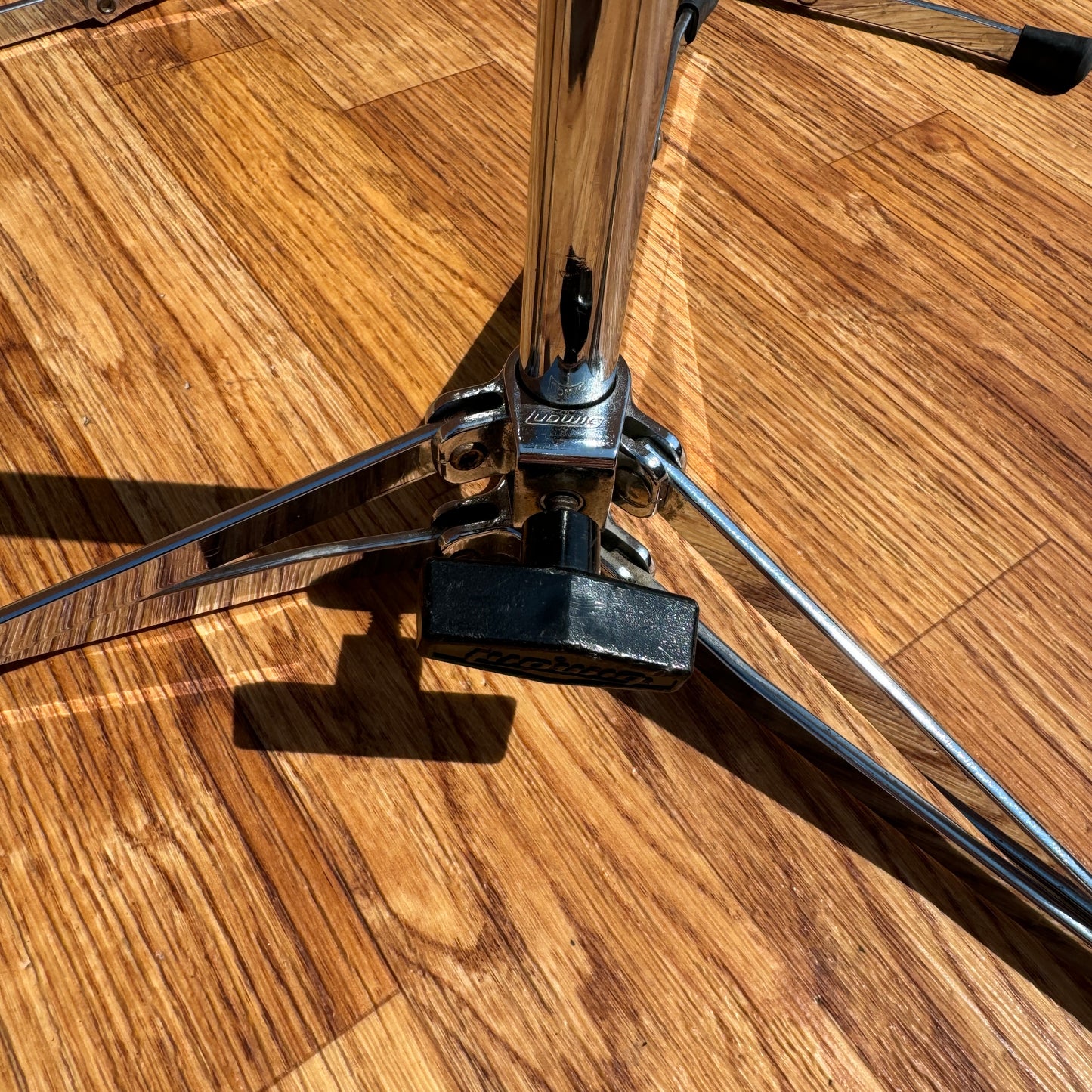 1980s Ludwig L-1400 Straight Flat Base Cymbal Stand Pair (2pcs)