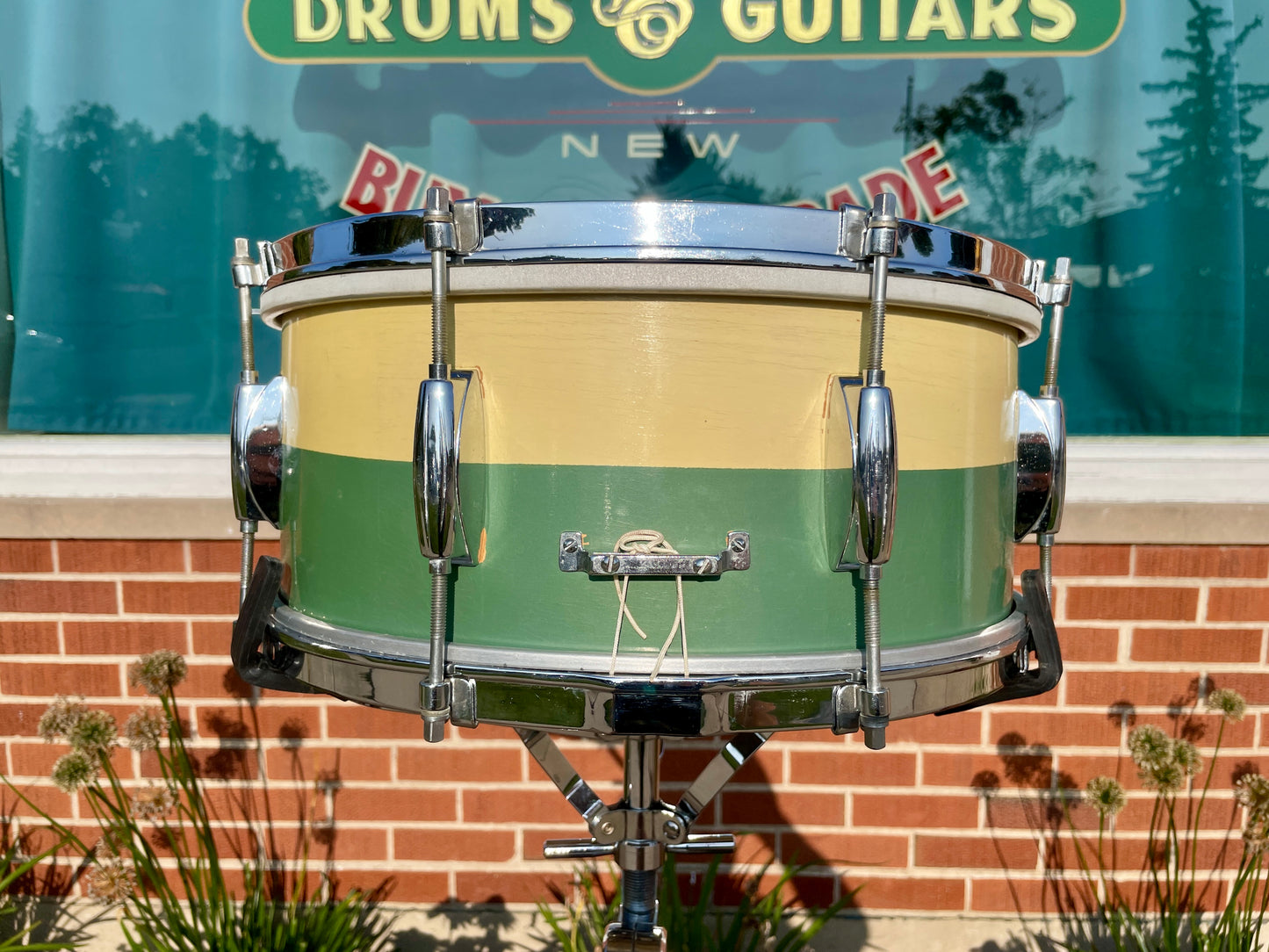 1950s Gretsch 6x14 Renown Snare No. X4102 Drum Two-Tone Green / Ivory (Cream)