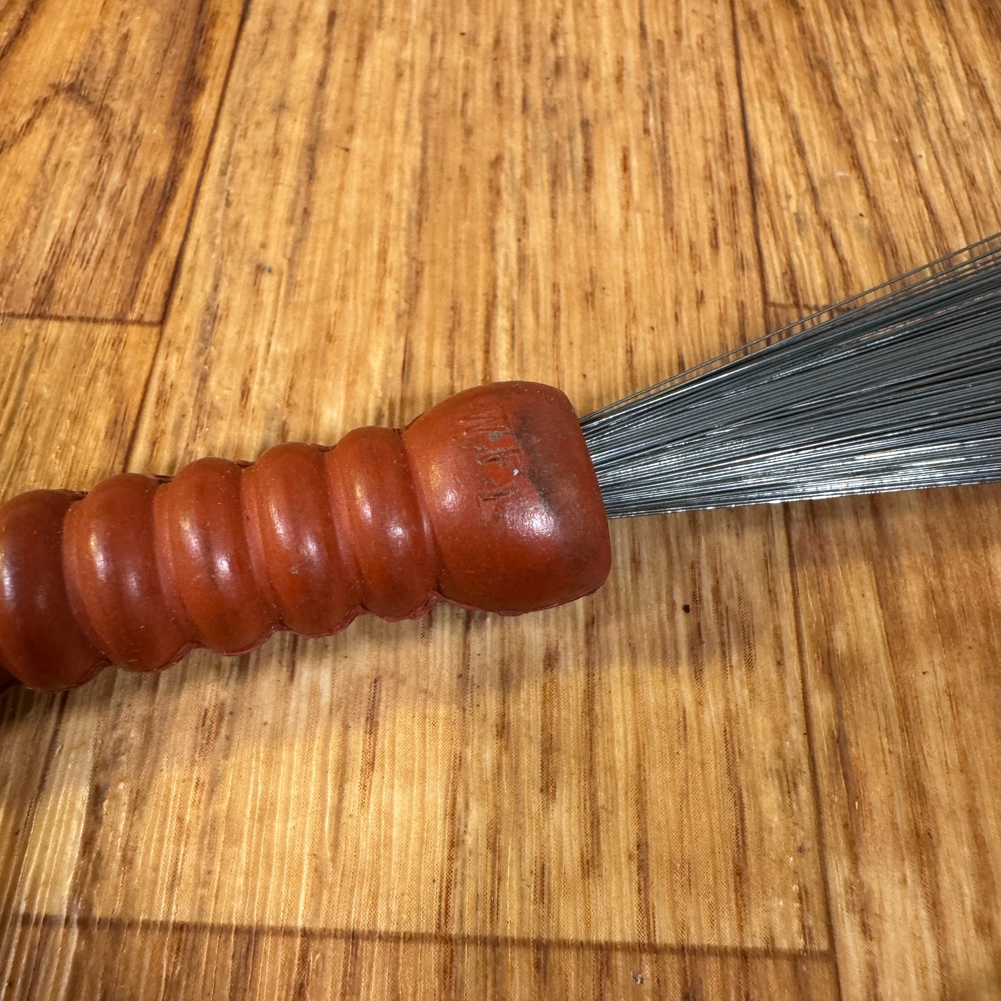 1950s-60s WFL / Ludwig No. 190 Red Ribbed Model Retractable Brushes