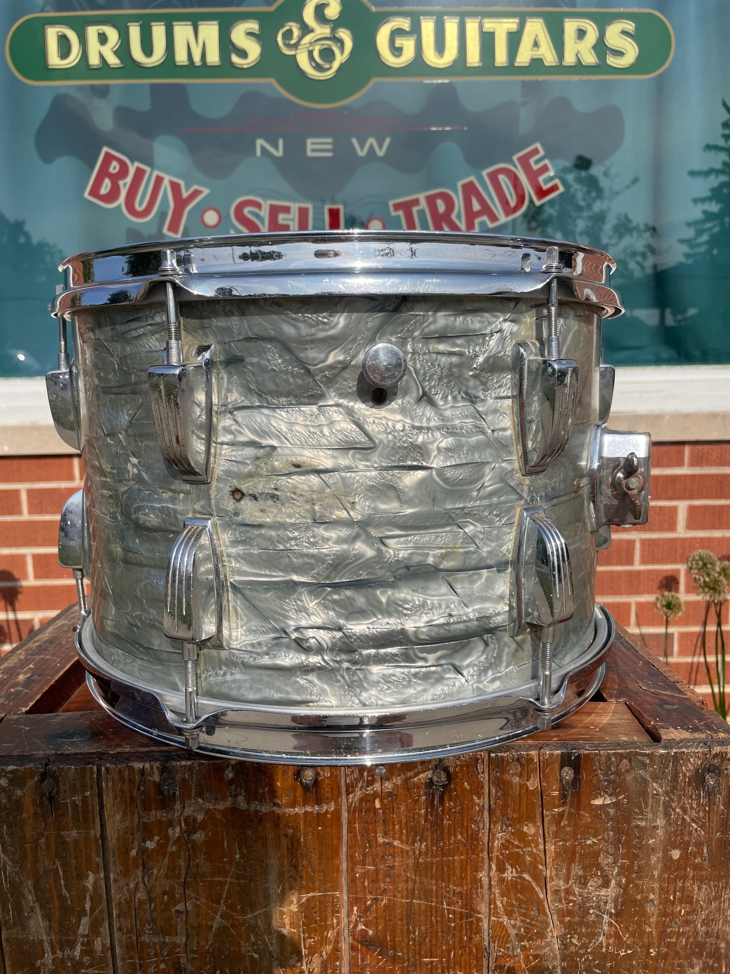 1960s Ludwig 9x13 Pre-Serial Super Classic Tom Drum Sky Blue Pearl