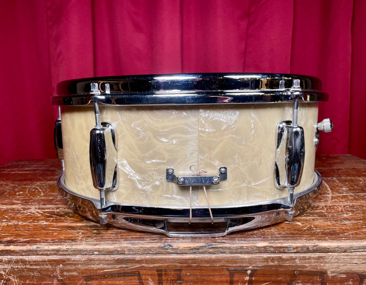 1965 Slingerland No. 161 Deluxe Student Model 5.5x14 Snare Drum White Marine Pearl WMP