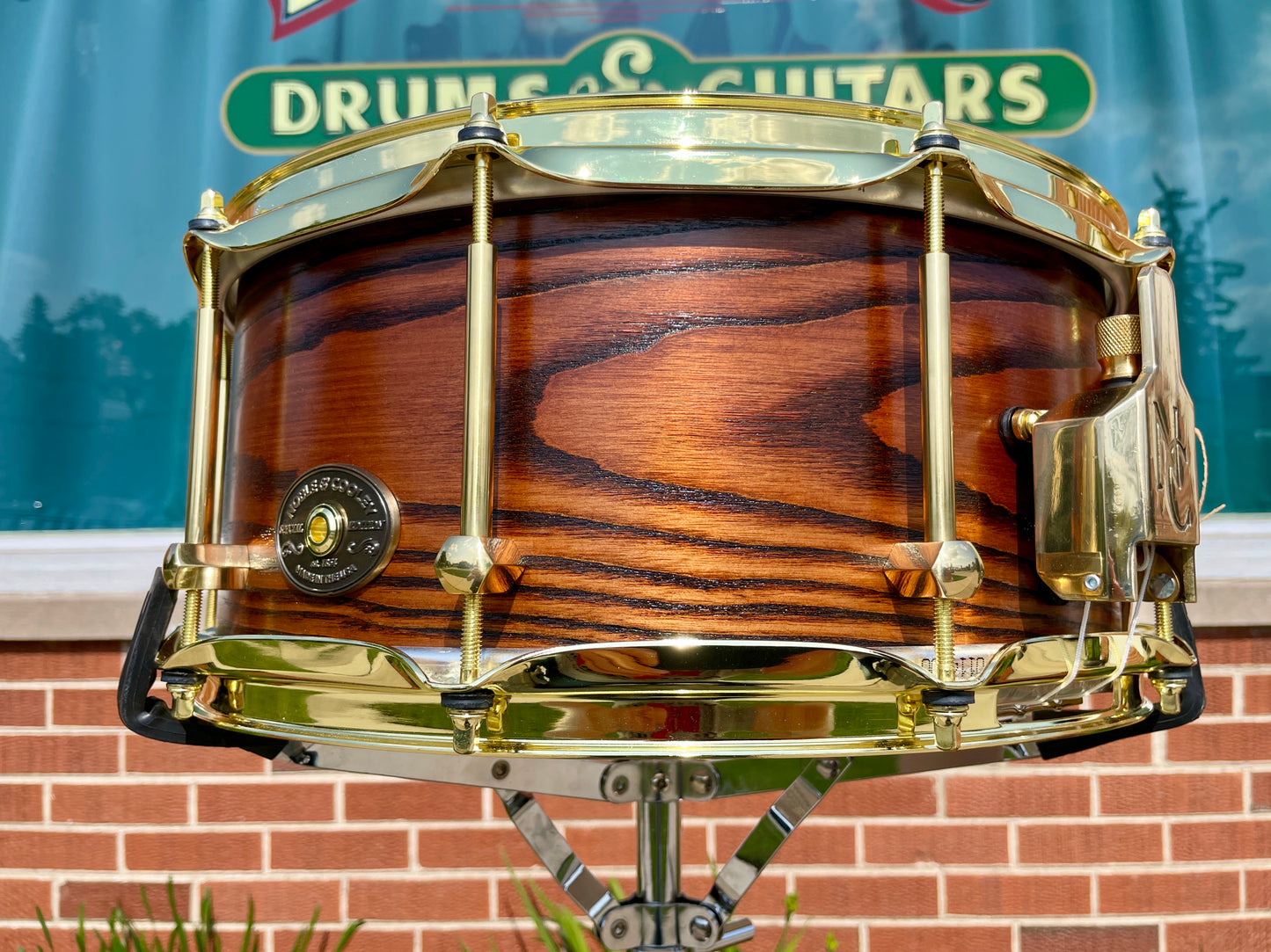 Noble & Cooley 6x14 Special Edition Solid Shell Classic Sassafras Snare Drum Honey Maple Satin