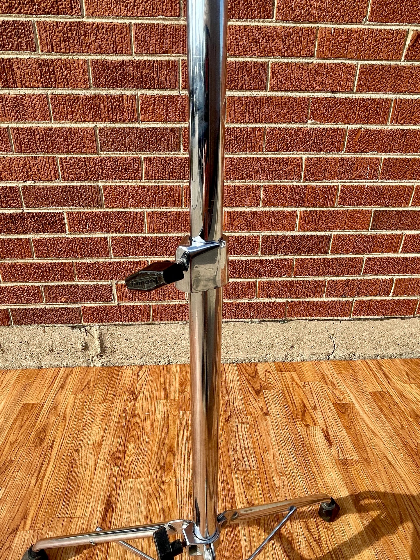 1970s Ludwig Hercules Atlas No. 1405 Straight Cymbal Stand Tubular Legs
