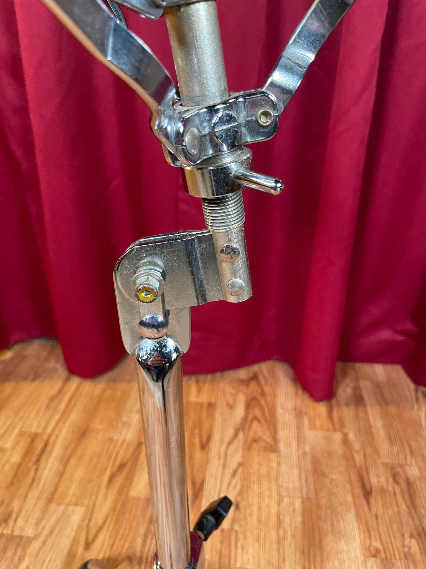 1970s / 1980s Ludwig No. 1374 Hercules Snare Drum Stand