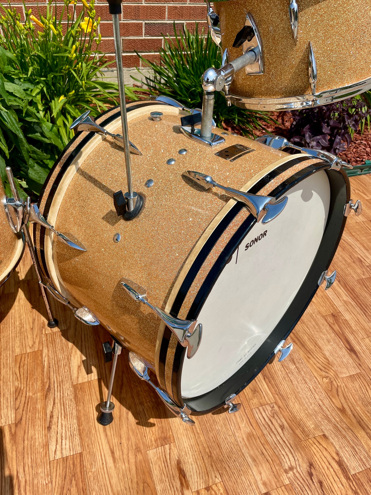1960s Sonor Teardrop Drum Set Champagne Sparkle 20/13/16 w/ 4.5x14 Snare