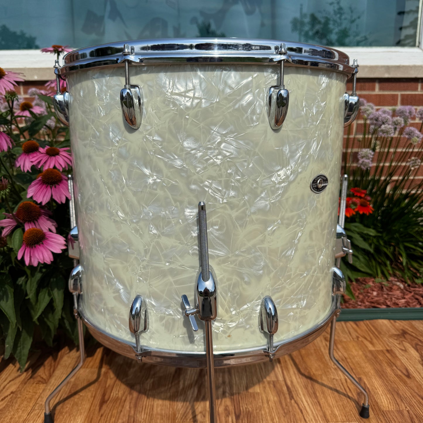 1970s Slingerland 16x18 Floor Tom Single Drum White Marine Pearl