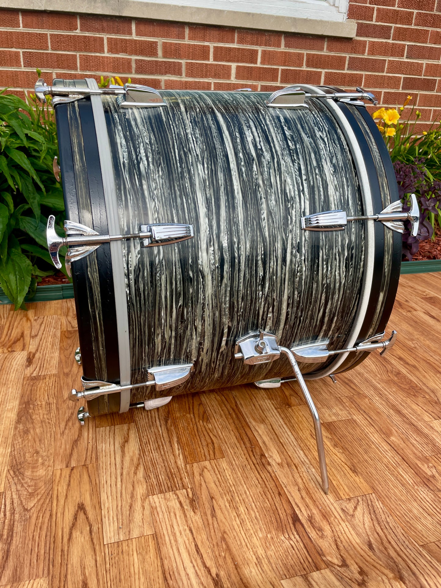 1960s Ludwig Down Beat 14x20 Bass Drum Oyster Black Pearl Ringo