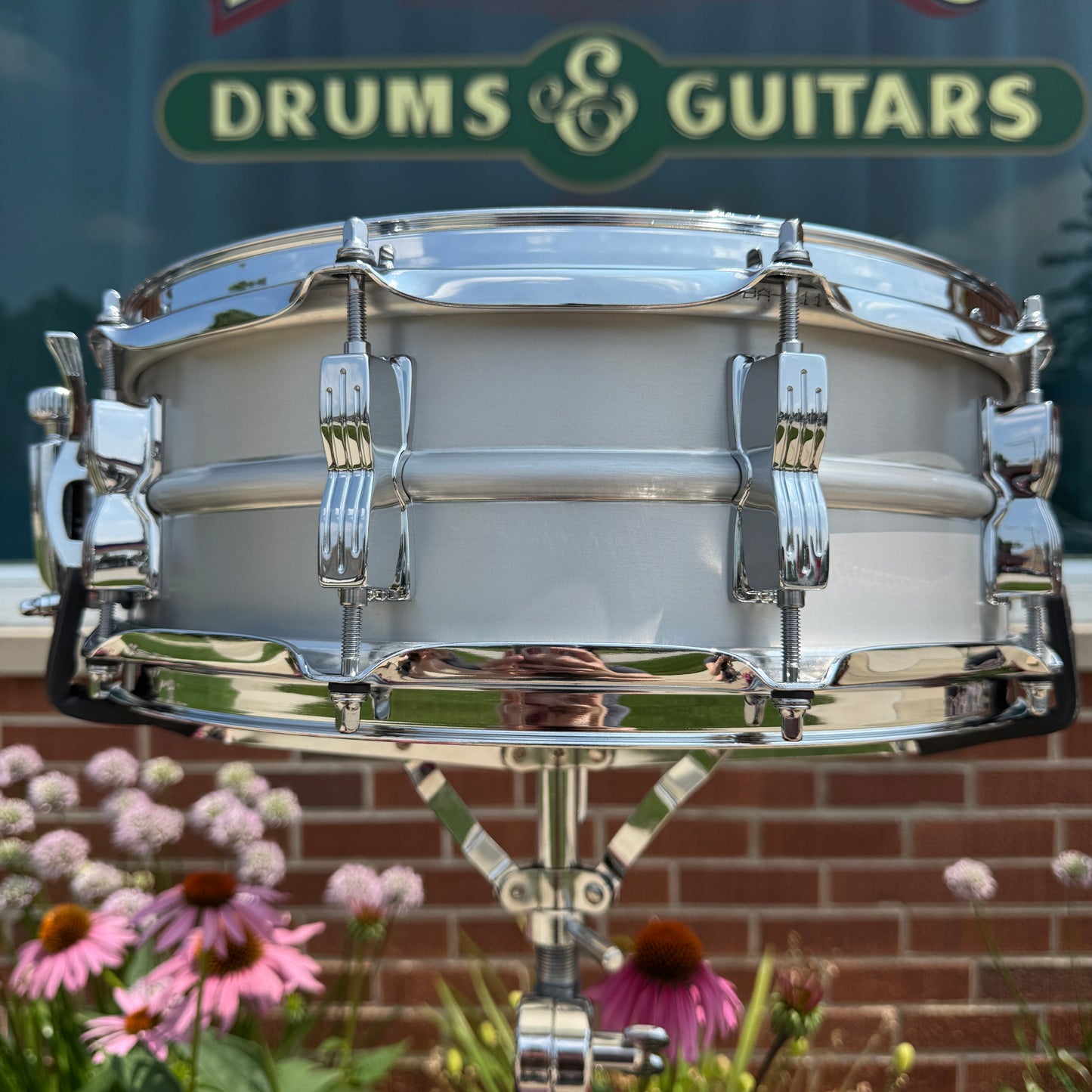 Ludwig 5x14 Acrolite Classic 10-Lug Snare Drum w/ Box LM404C10