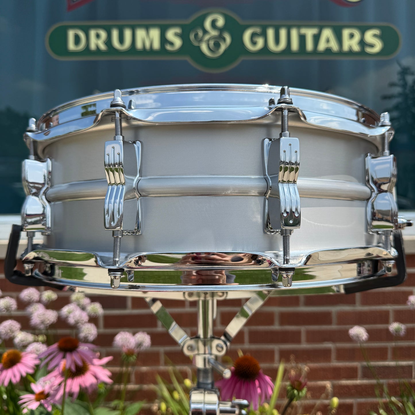 Ludwig 5x14 Acrolite Classic 10-Lug Snare Drum w/ Box LM404C10