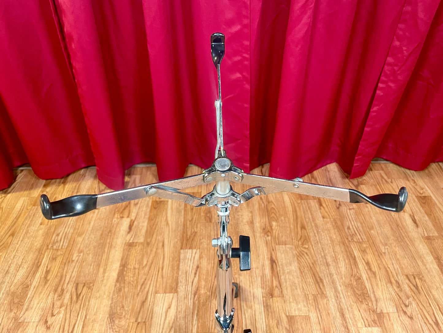 Vintage Ludwig No. 1374 Atlas Snare Drum Stand