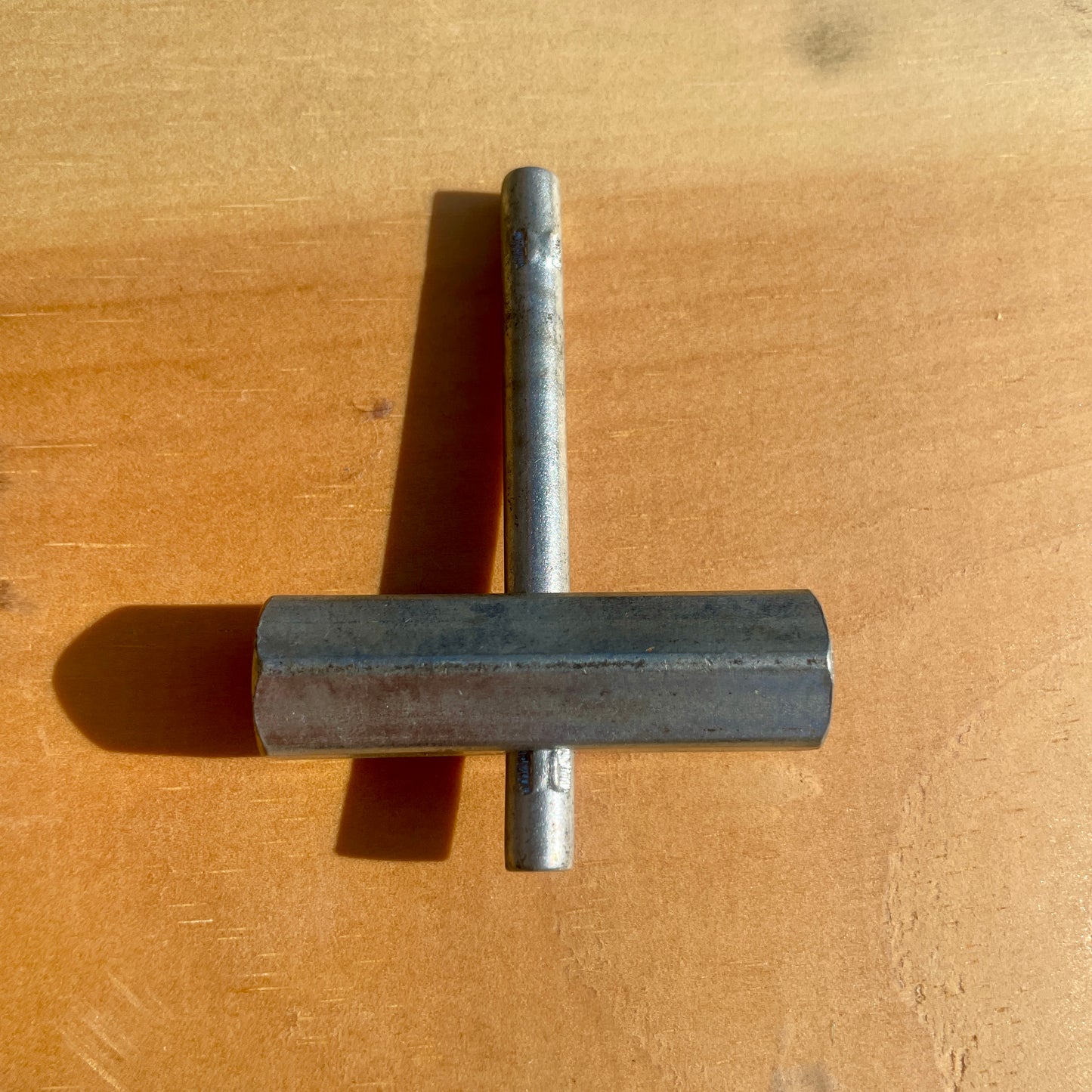 Vintage 1960s Ludwig / Gretsch / Slingerland Rail Consolette Hex Drum Key