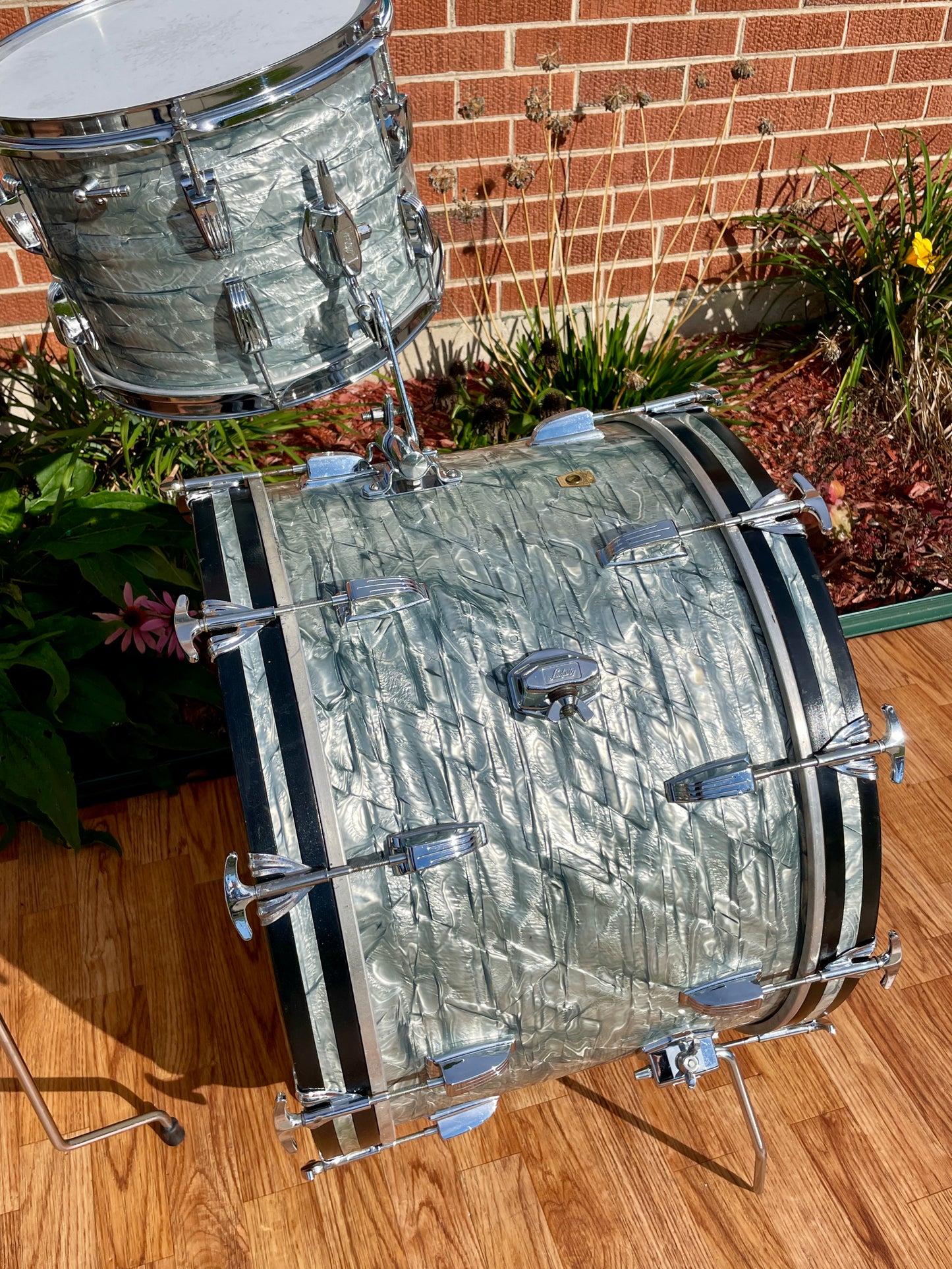 1967 Ludwig Super Classic Drum Set Sky Blue Pearl 22/13/16