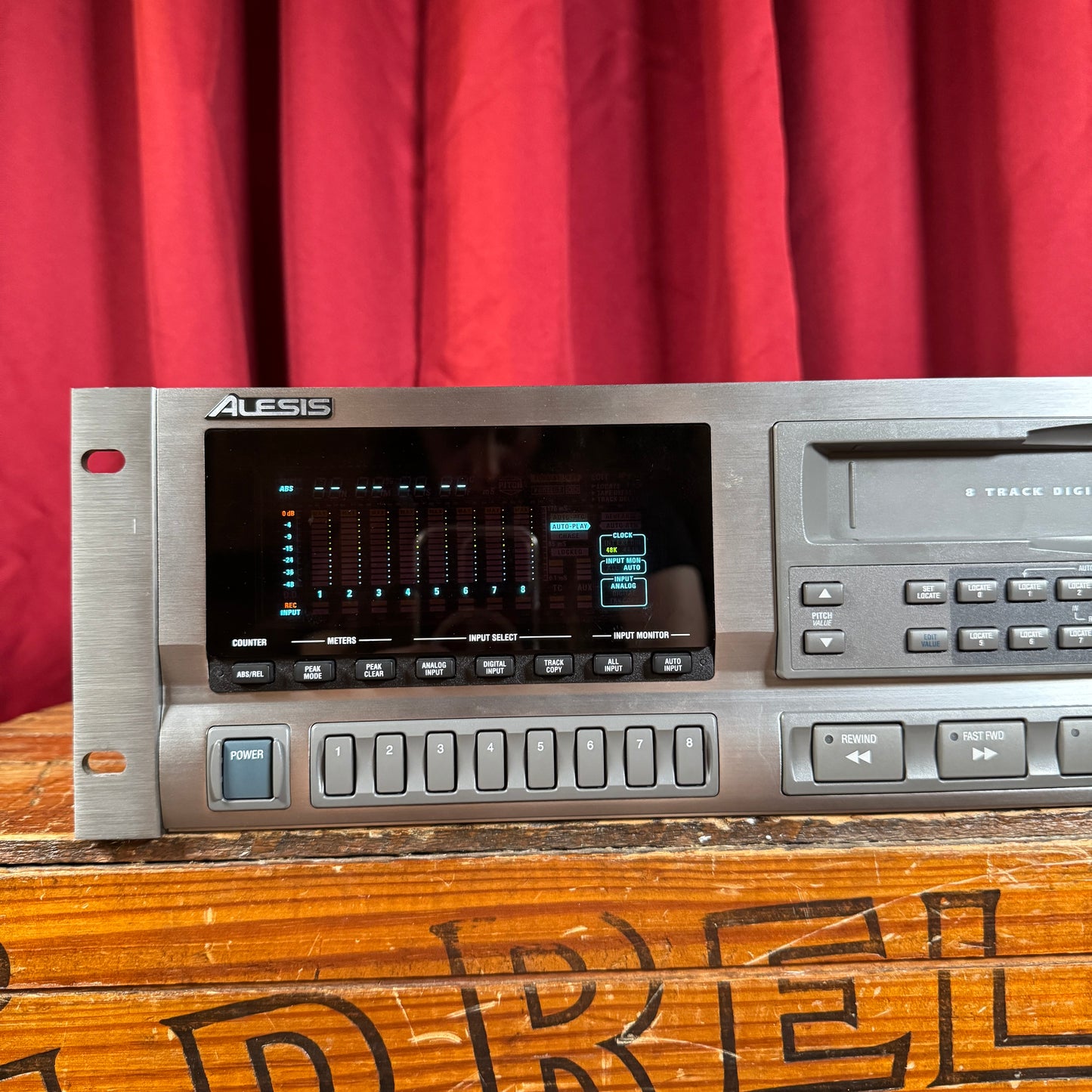Alesis ADAT XT 8-Track Digital Audio Recorder #2 of 2