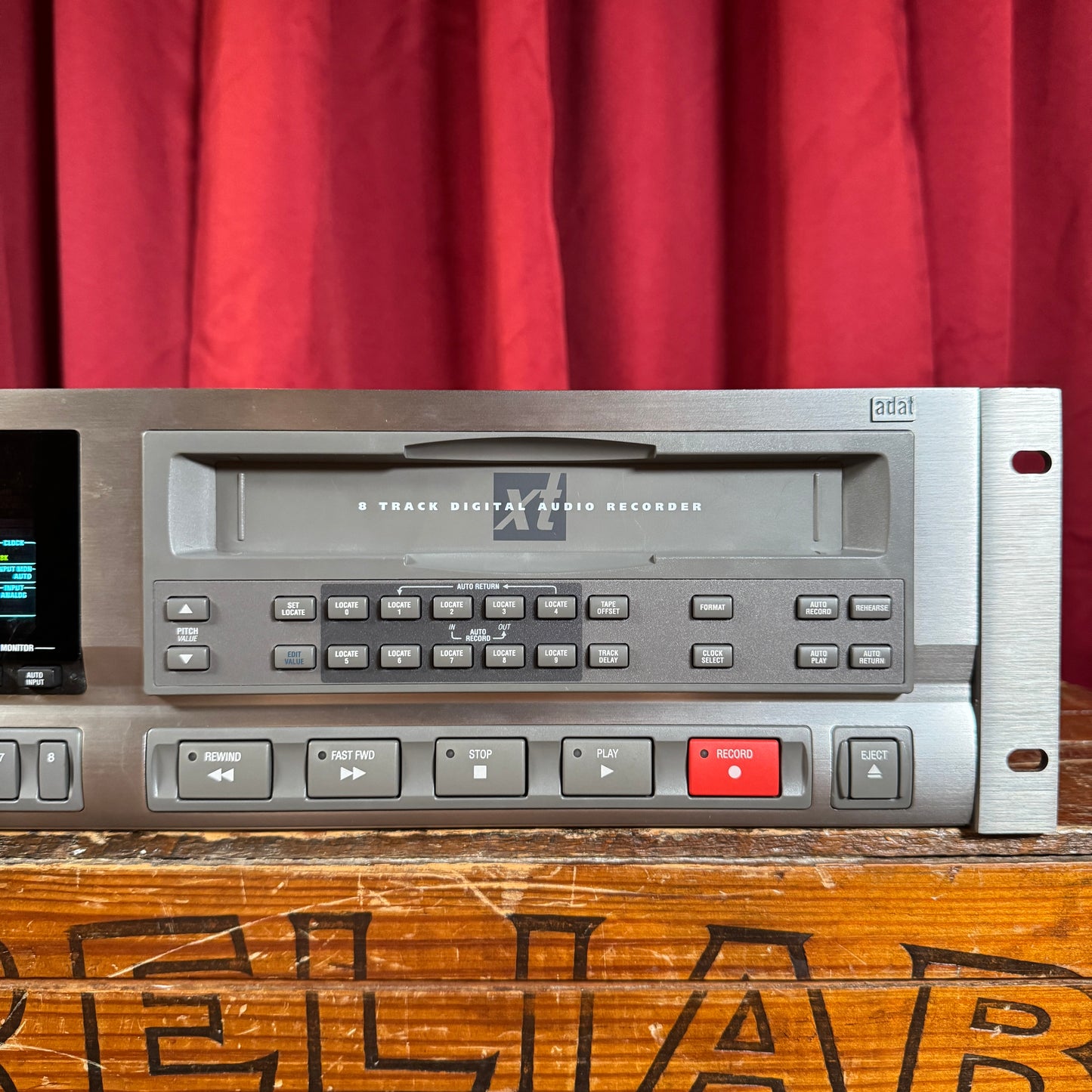 Alesis ADAT XT 8-Track Digital Audio Recorder #2 of 2