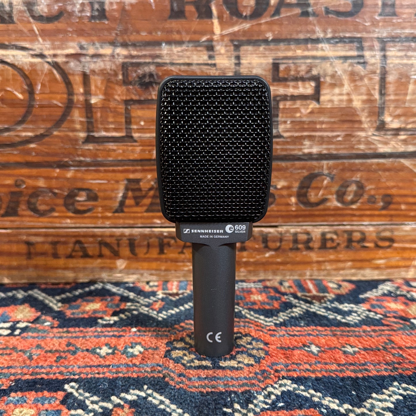 Sennheiser e609 Silver Supercardioid Dynamic Microphone