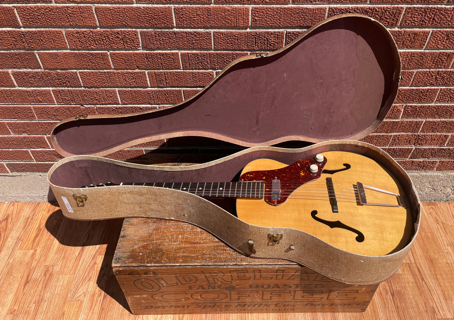 1950s Silvertone Model H1324 Archtop Electric Guitar Natural Harmony 708 w/ Original Case