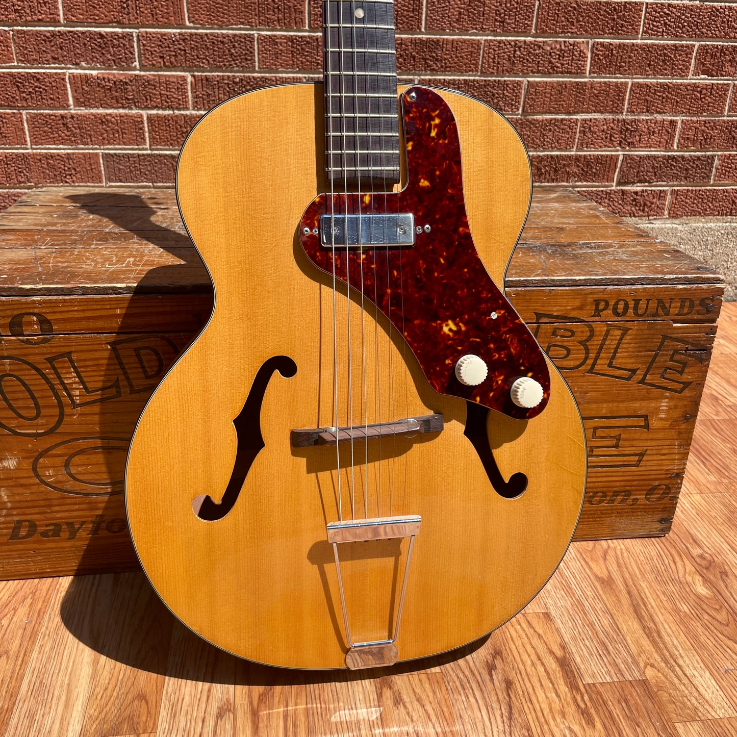 1950s Silvertone Model H1324 Archtop Electric Guitar Natural Harmony 708 w/ Original Case