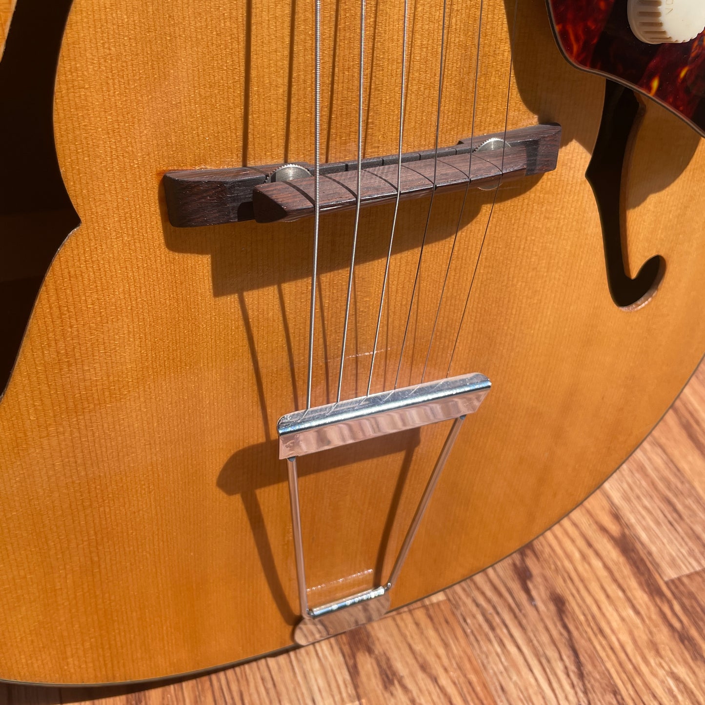 1950s Silvertone Model H1324 Archtop Electric Guitar Natural Harmony 708 w/ Original Case