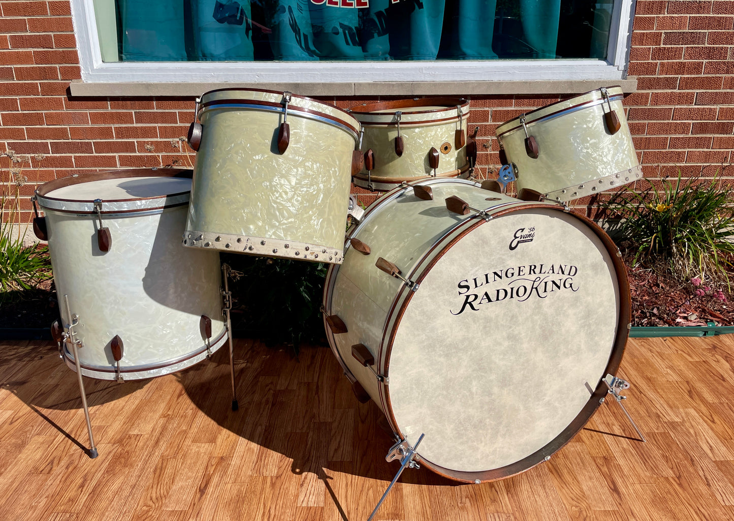 1940s Slingerland Rolling Bomber Drum Set 26/13/14/16 w/ 7x14 Snare White Marine Pearl *Video Demo*