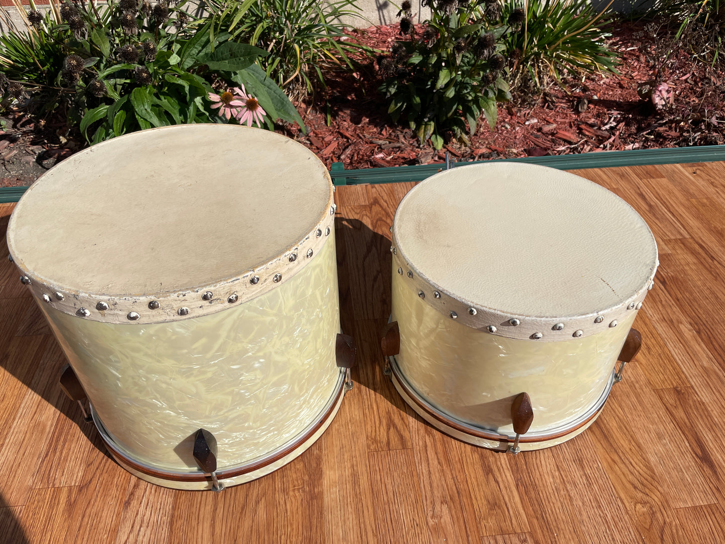 1940s Slingerland Rolling Bomber Drum Set 26/13/14/16 w/ 7x14 Snare White Marine Pearl *Video Demo*