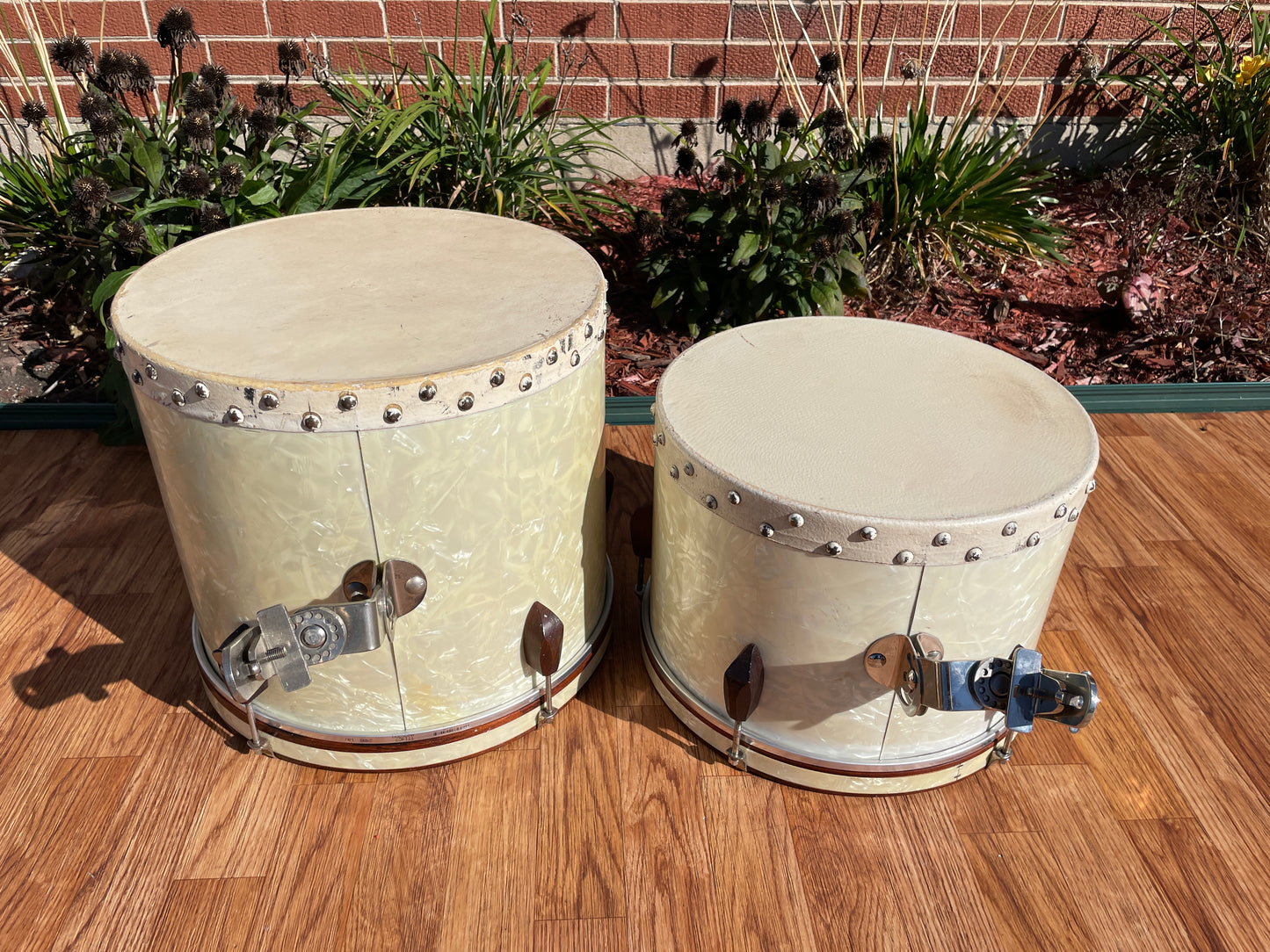 1940s Slingerland Rolling Bomber Drum Set 26/13/14/16 w/ 7x14 Snare White Marine Pearl *Video Demo*