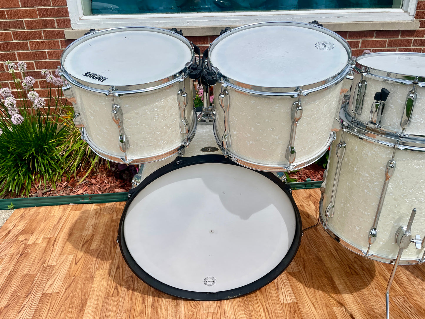 2000s MIJ Tama Rockstar EFX Drum Set Snow White Marine Pearl 24/13/14/16/18 w/ 6.5x14 Snare