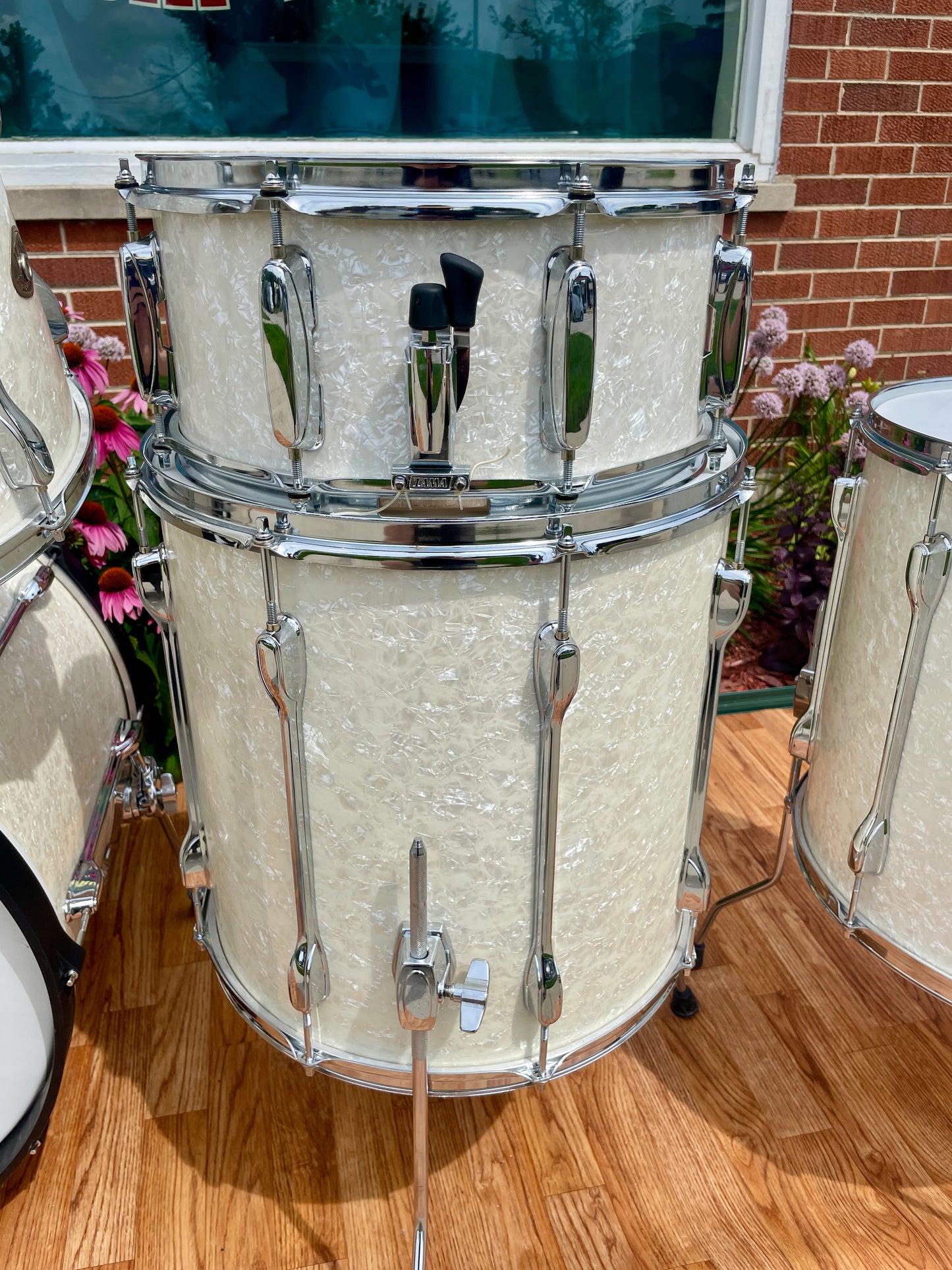 2000s MIJ Tama Rockstar EFX Drum Set Snow White Marine Pearl 24/13/14/16/18 w/ 6.5x14 Snare