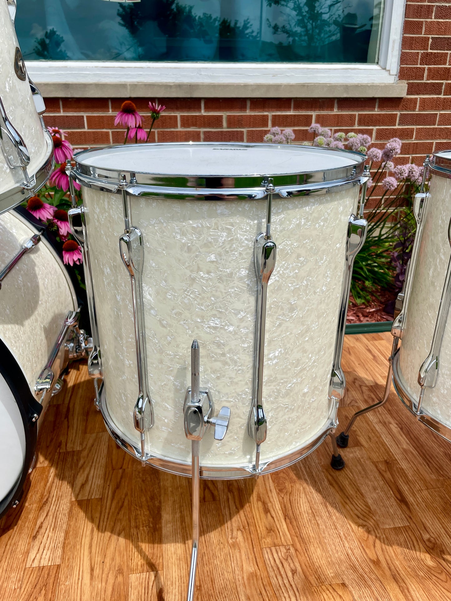 2000s MIJ Tama Rockstar EFX Drum Set Snow White Marine Pearl 24/13/14/16/18 w/ 6.5x14 Snare