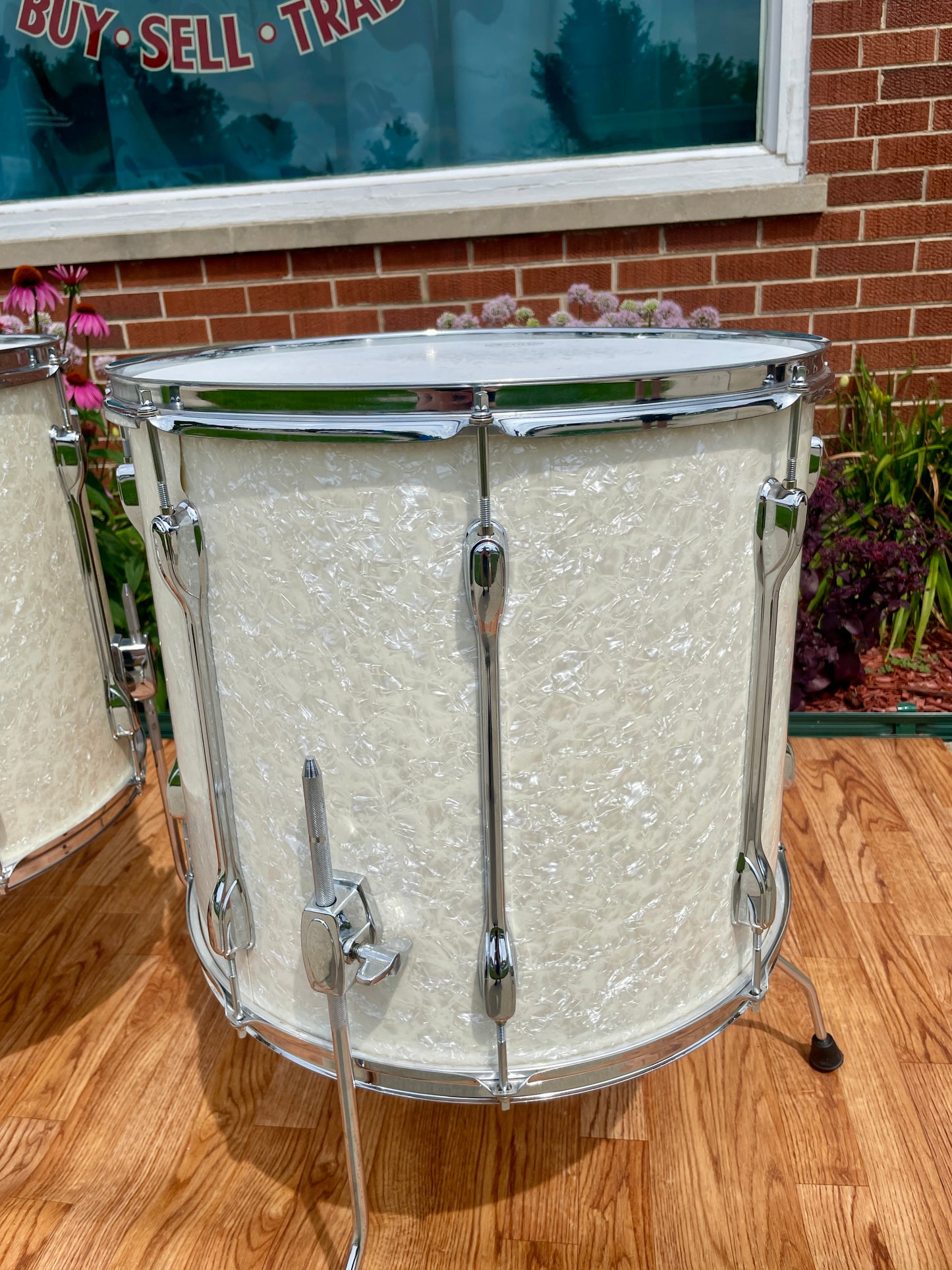 2000s MIJ Tama Rockstar EFX Drum Set Snow White Marine Pearl 24/13/14/16/18 w/ 6.5x14 Snare