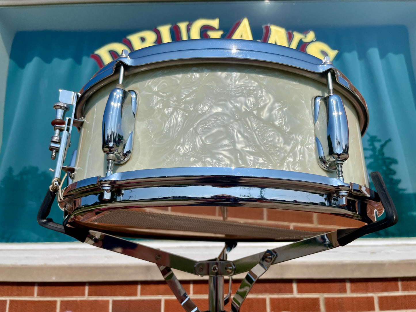 1964 Slingerland 5.5x14 Deluxe Student Model No. 161 Snare Drum White Marine Pearl