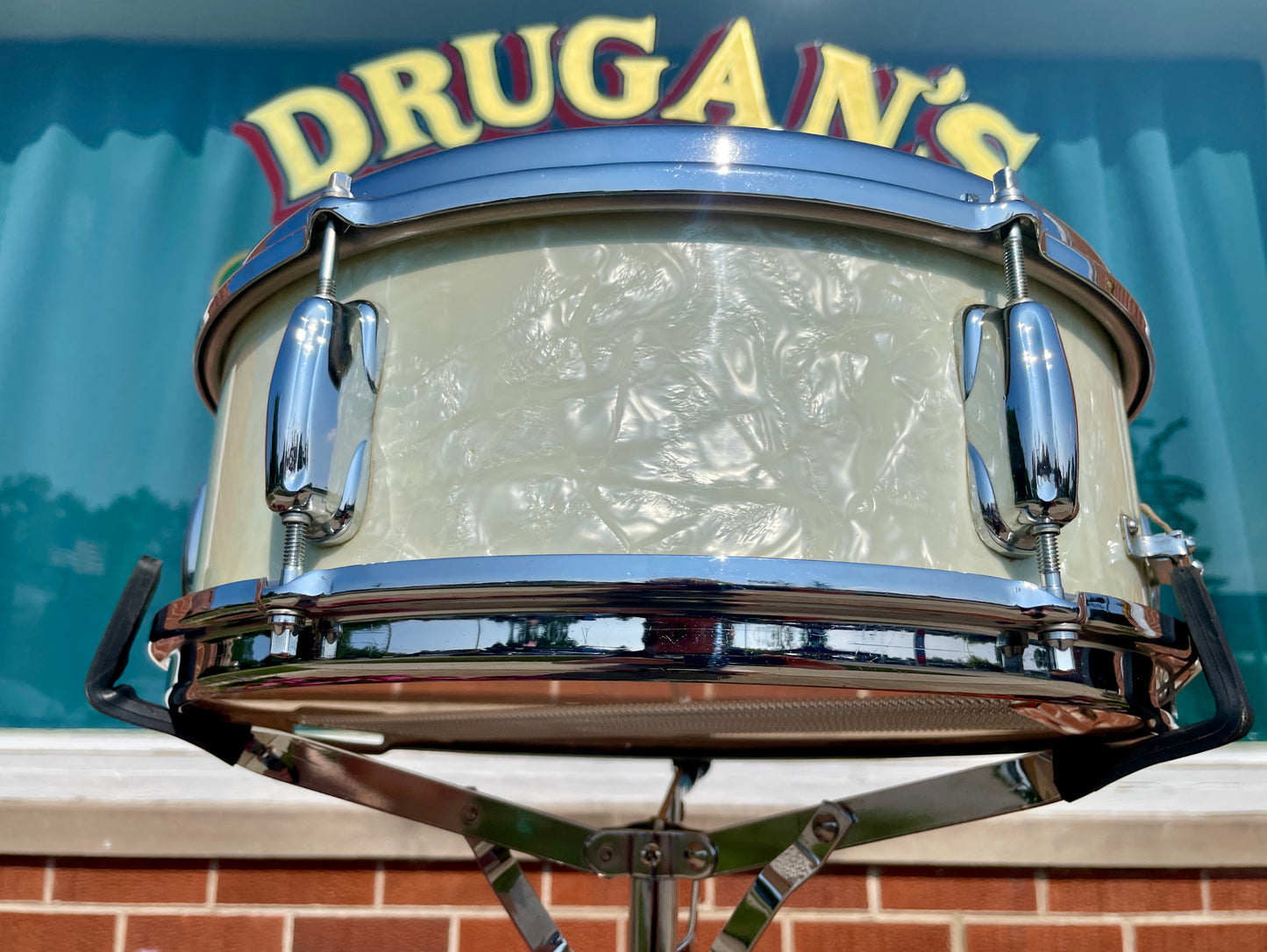 1964 Slingerland 5.5x14 Deluxe Student Model No. 161 Snare Drum White Marine Pearl