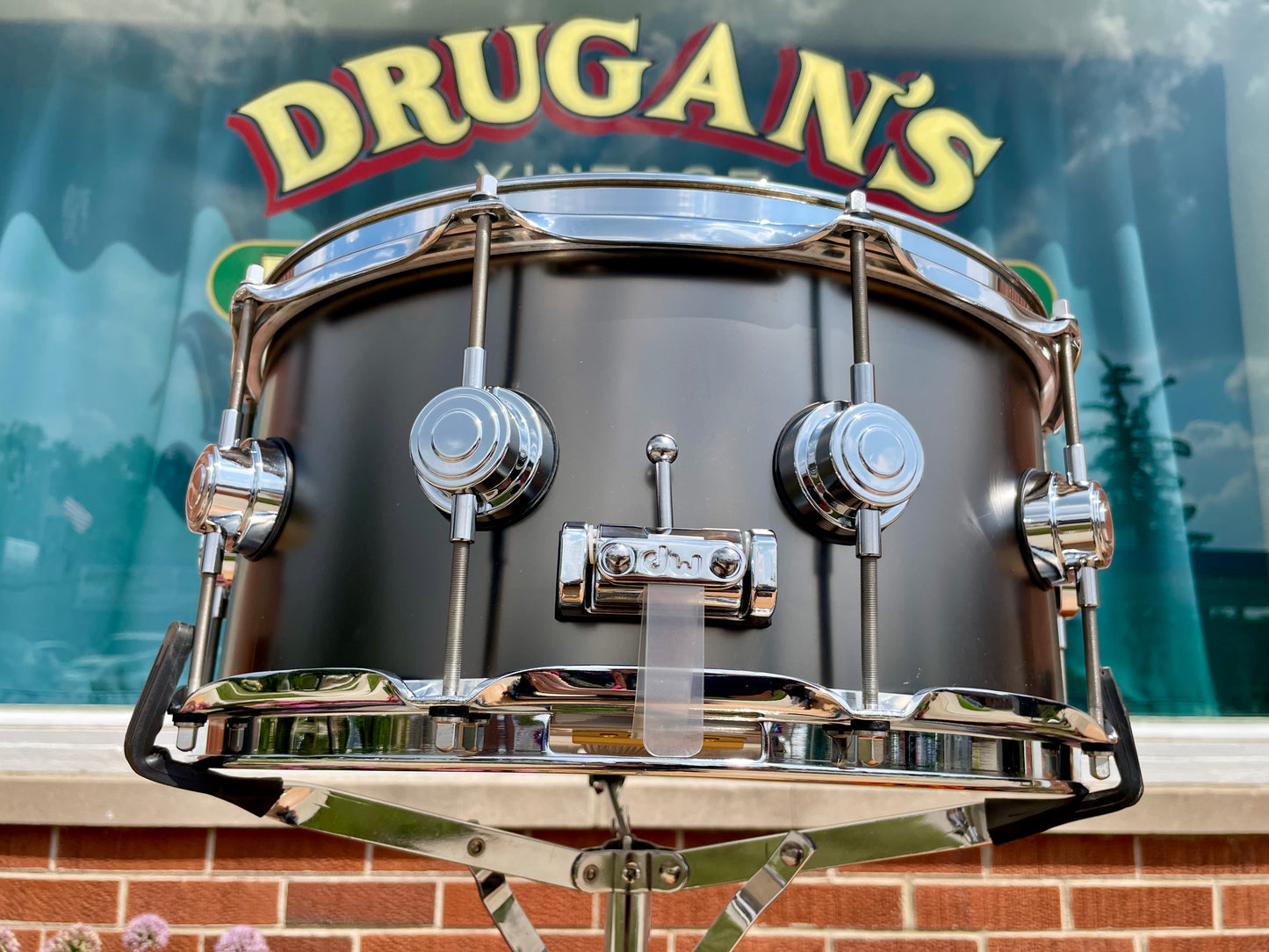 DW Collector's Series 6.5x14 Satin Black Over Brass Snare Drum w/ Box DRVD6514SVCBK