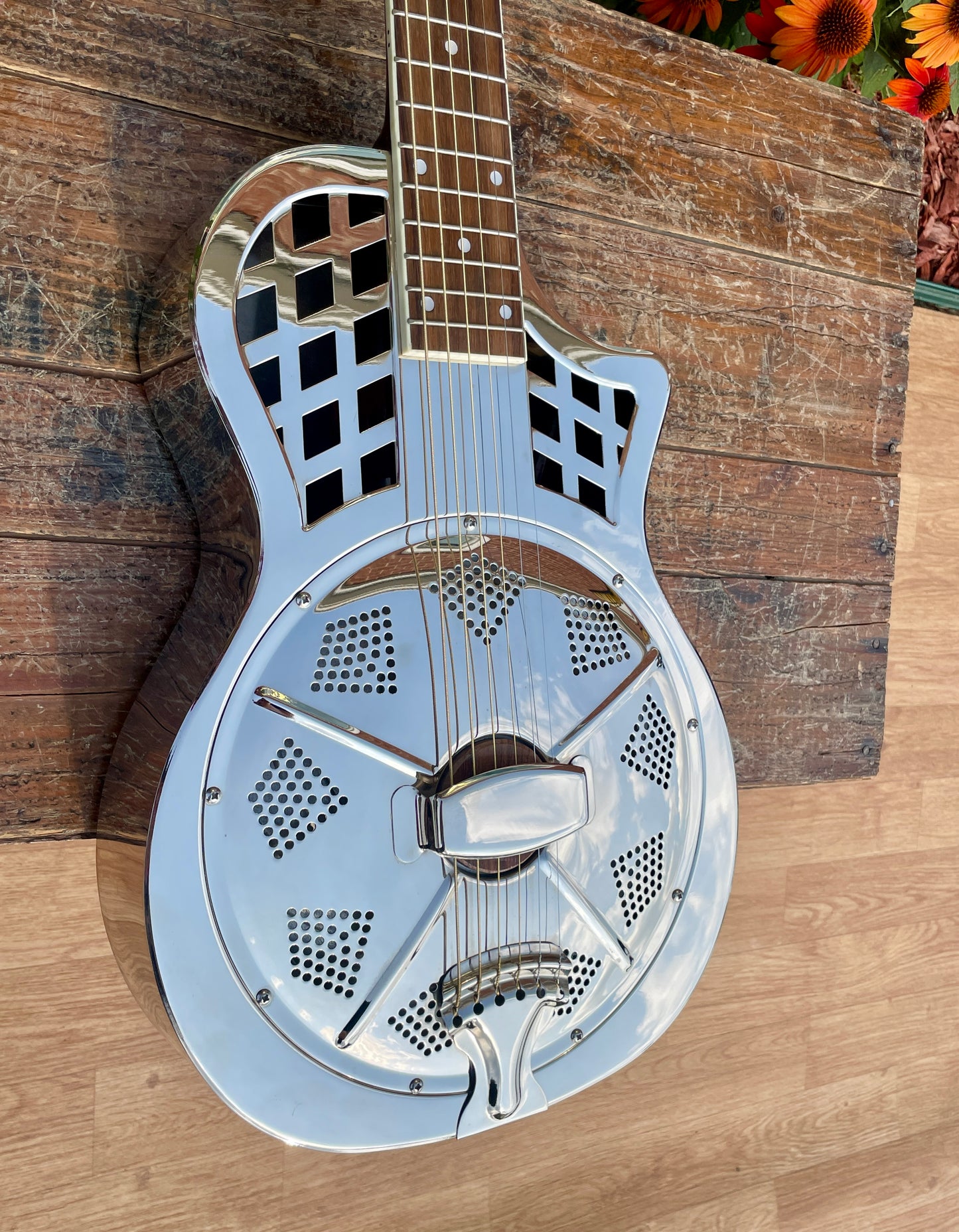 Republic Highway 61 Standard Resonator Guitar Polished Nickel 7100